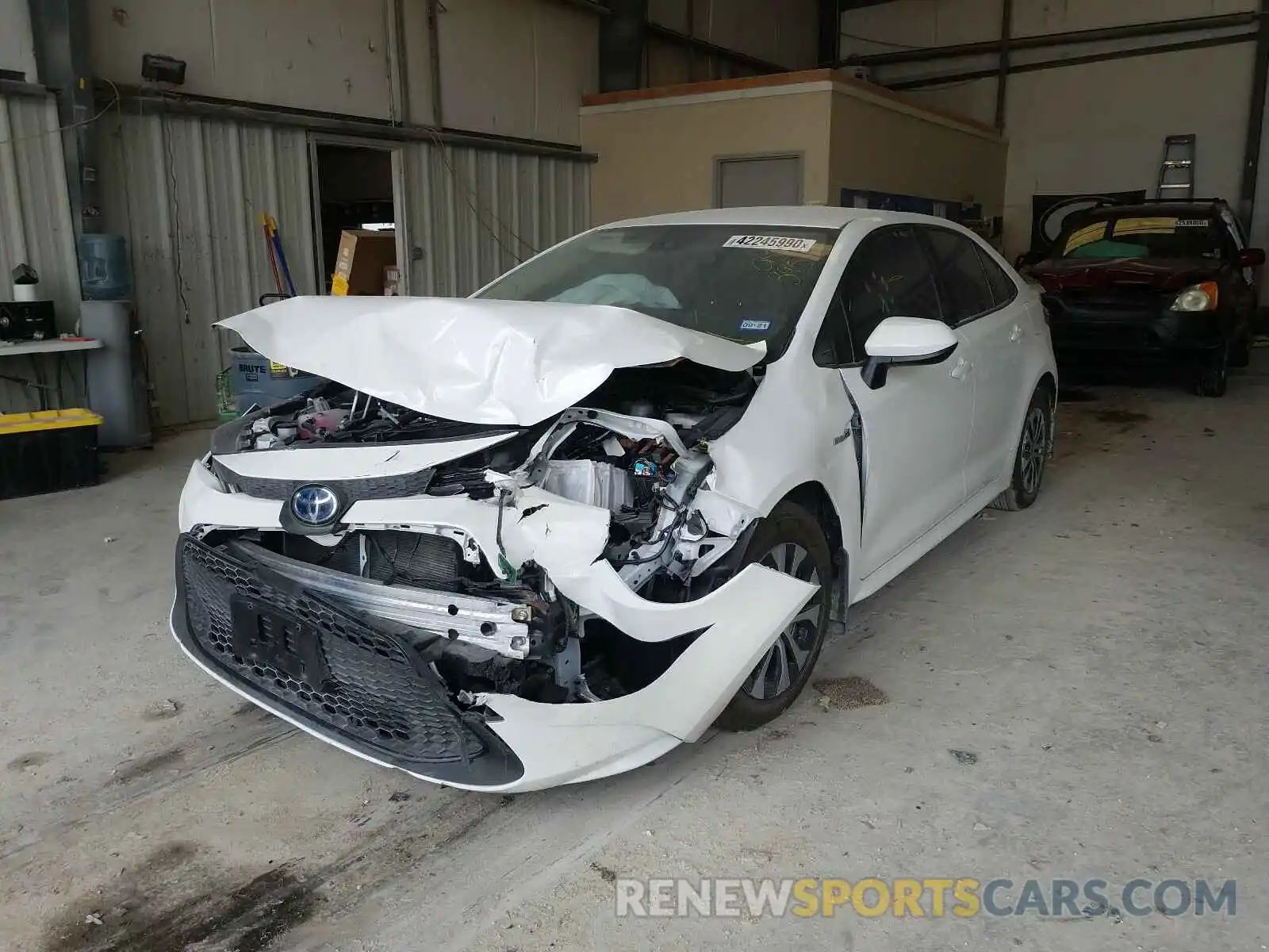 2 Photograph of a damaged car JTDEBRBE7LJ015395 TOYOTA COROLLA 2020