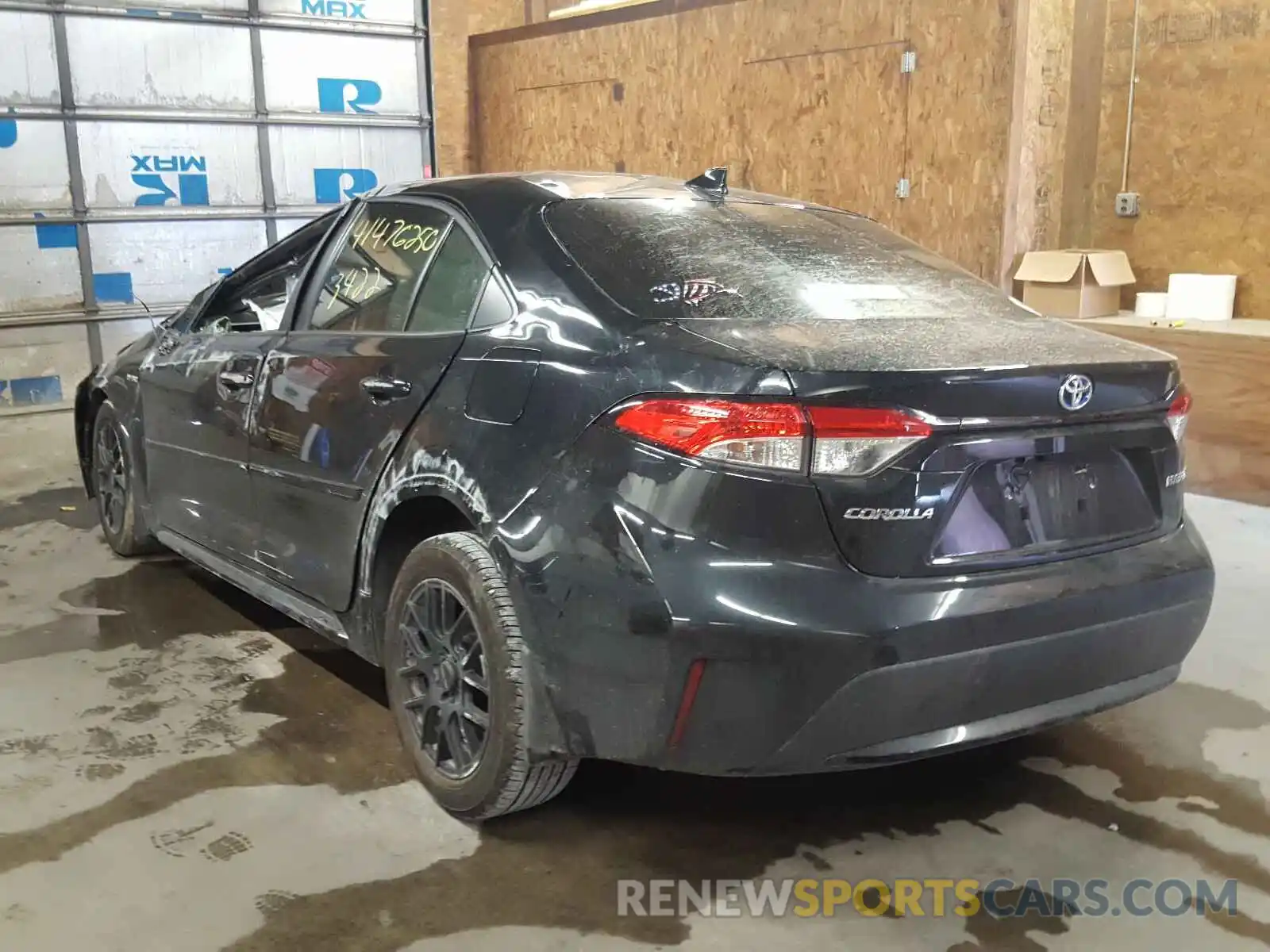 3 Photograph of a damaged car JTDEBRBE7LJ015428 TOYOTA COROLLA 2020