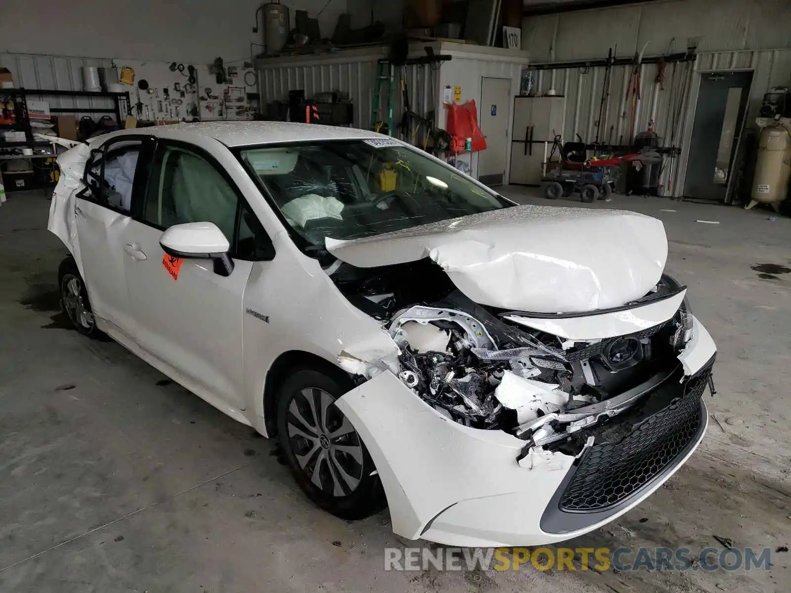 1 Photograph of a damaged car JTDEBRBE7LJ016272 TOYOTA COROLLA 2020