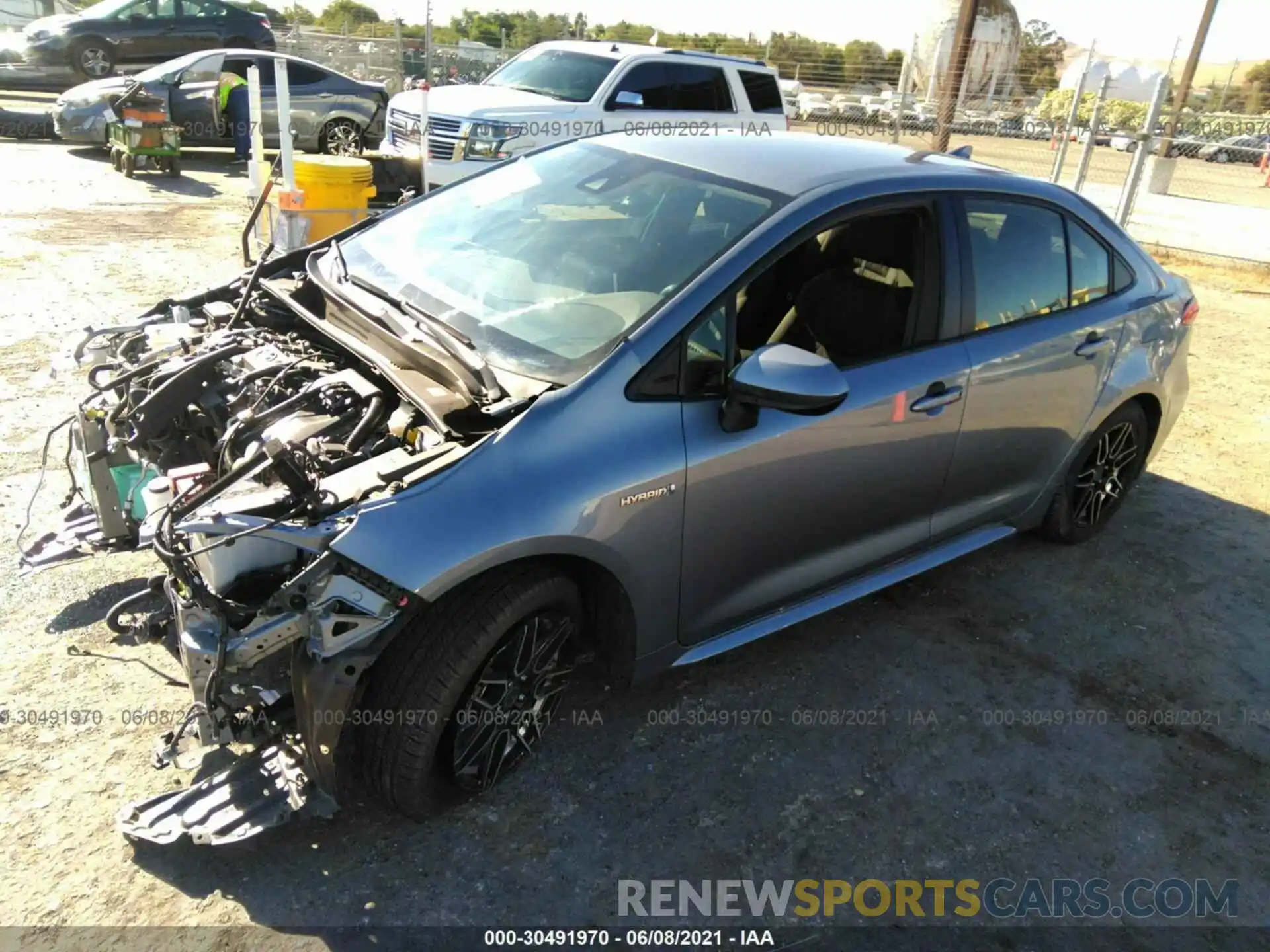 2 Photograph of a damaged car JTDEBRBE7LJ018037 TOYOTA COROLLA 2020