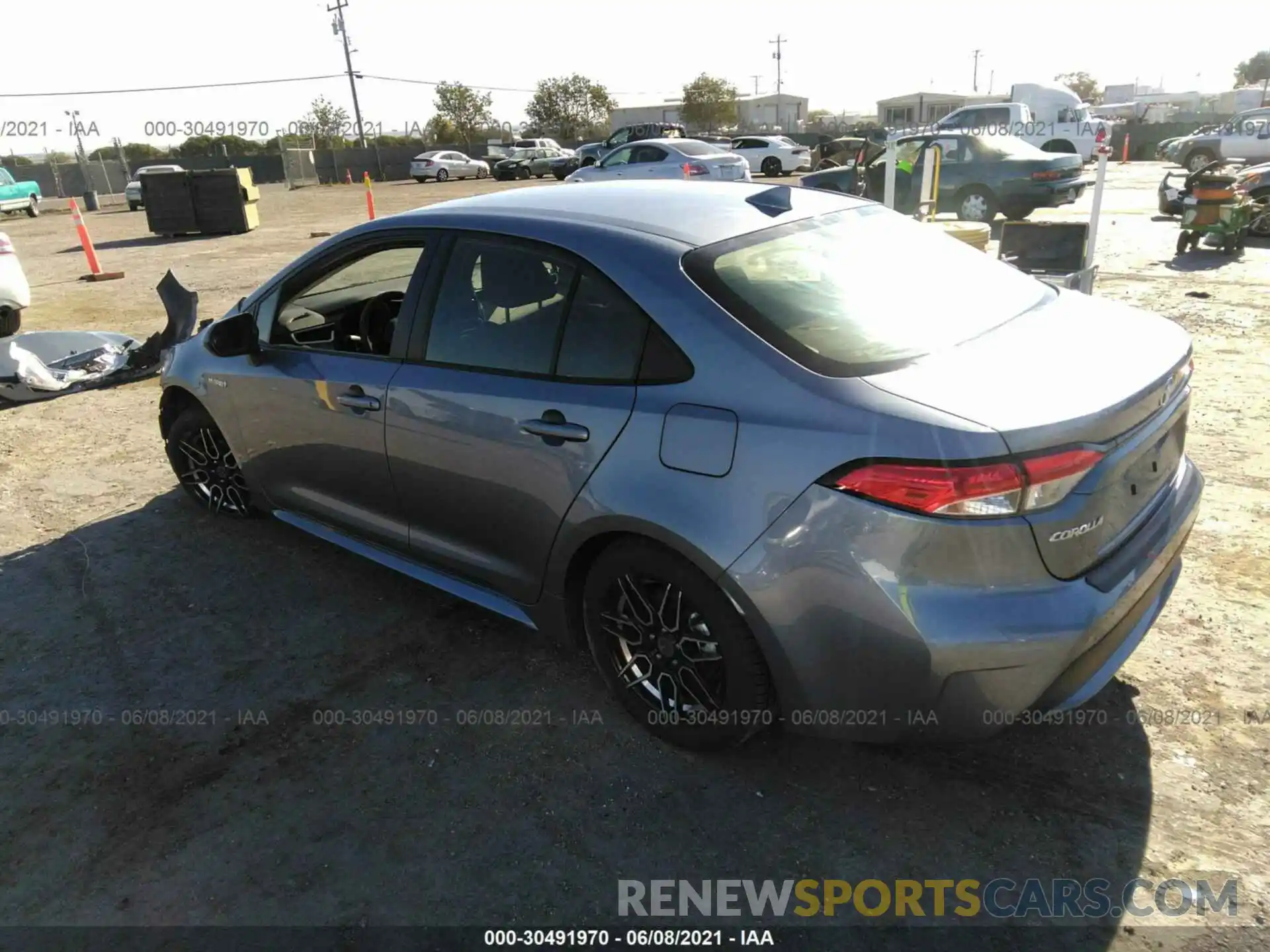 3 Photograph of a damaged car JTDEBRBE7LJ018037 TOYOTA COROLLA 2020