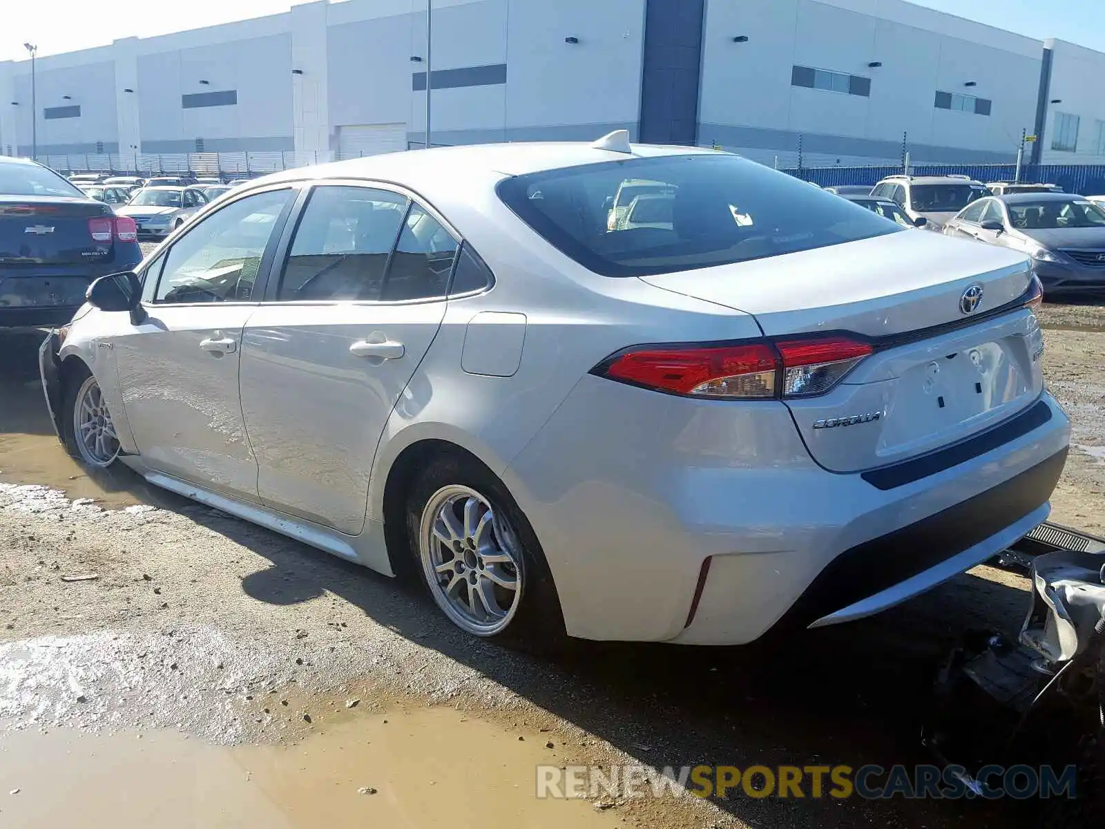 3 Photograph of a damaged car JTDEBRBE7LJ021472 TOYOTA COROLLA 2020