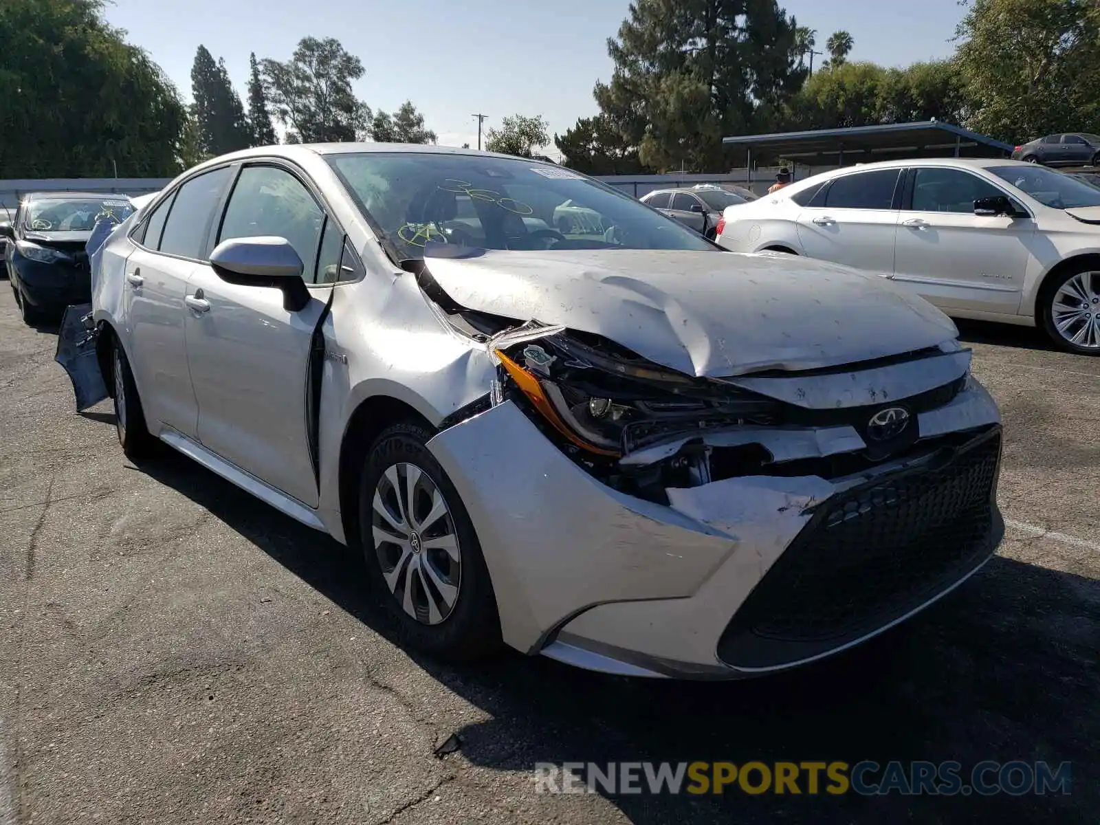 1 Photograph of a damaged car JTDEBRBE7LJ024260 TOYOTA COROLLA 2020