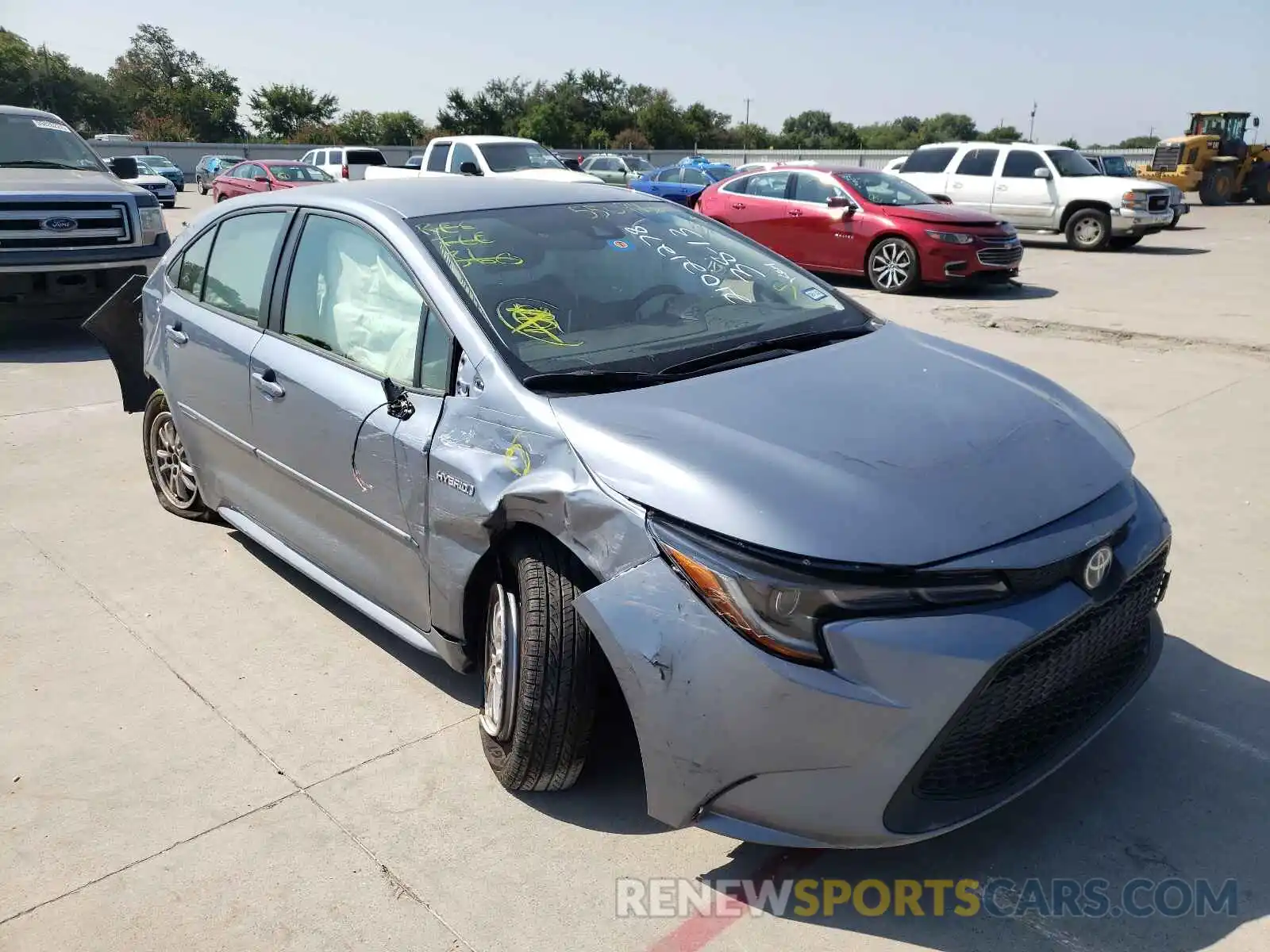 1 Photograph of a damaged car JTDEBRBE7LJ024372 TOYOTA COROLLA 2020