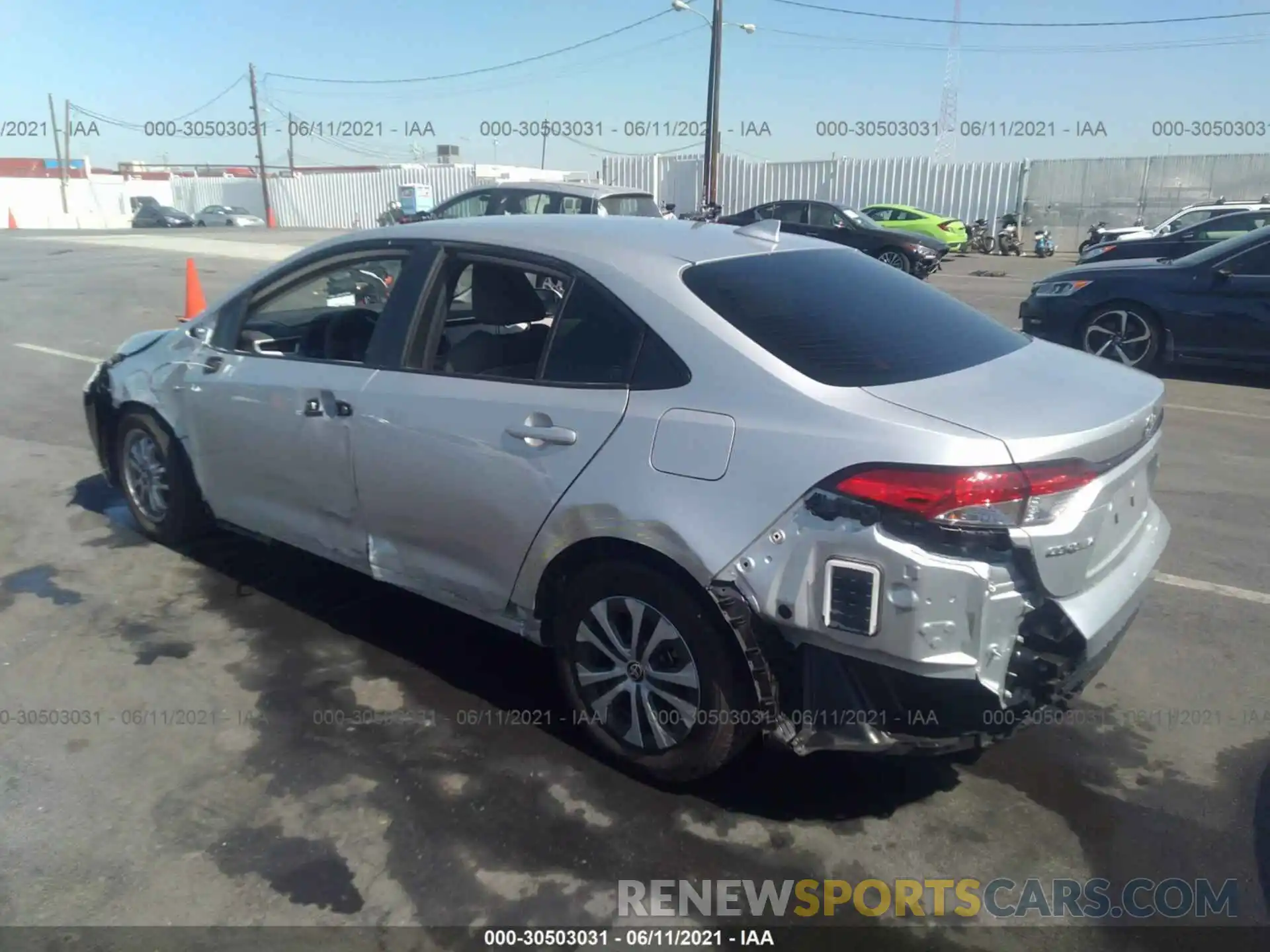 3 Photograph of a damaged car JTDEBRBE7LJ026137 TOYOTA COROLLA 2020