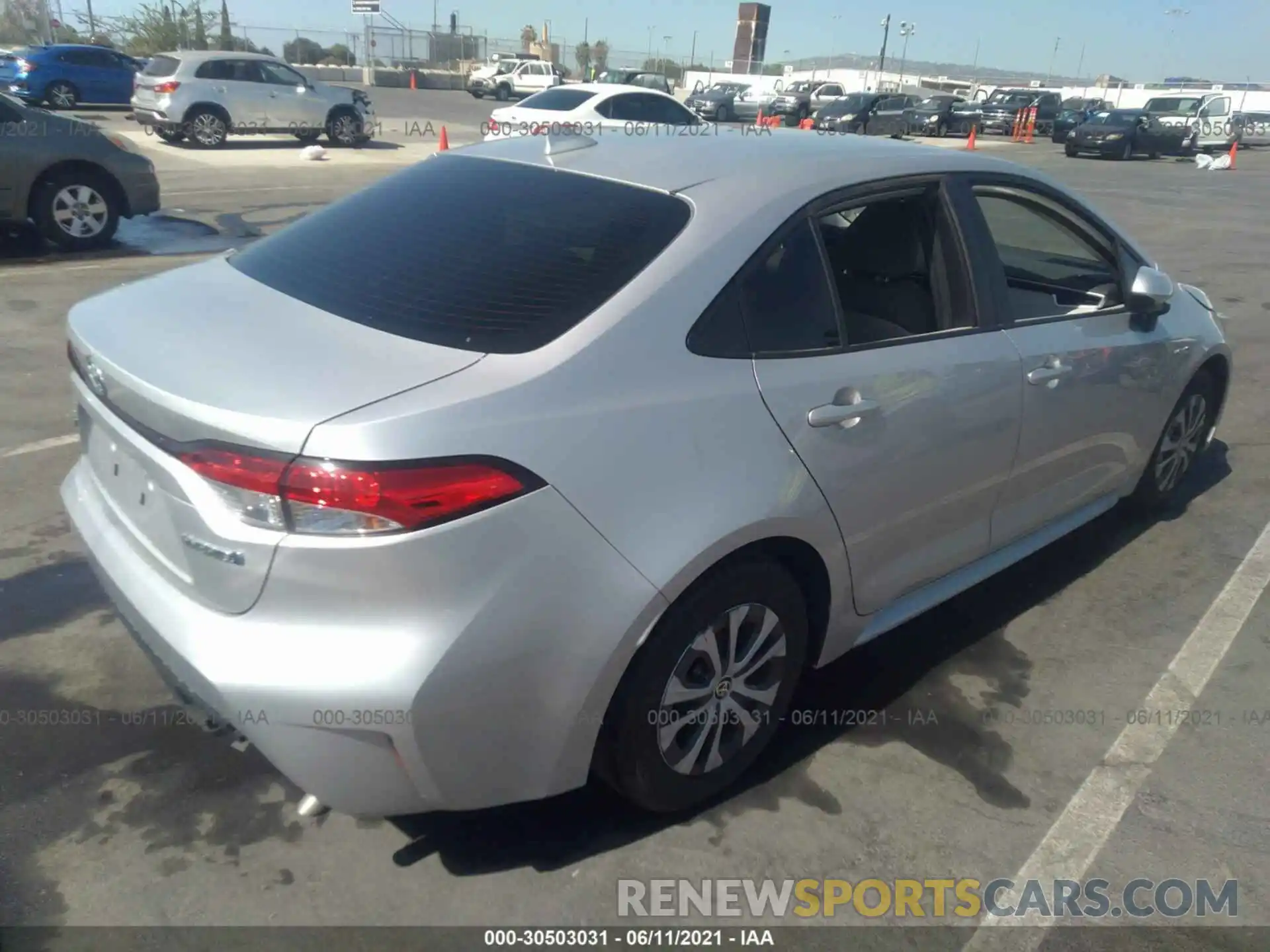 4 Photograph of a damaged car JTDEBRBE7LJ026137 TOYOTA COROLLA 2020