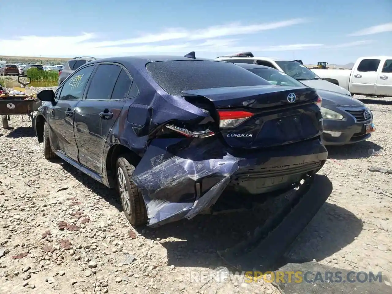 3 Photograph of a damaged car JTDEBRBE7LJ027403 TOYOTA COROLLA 2020