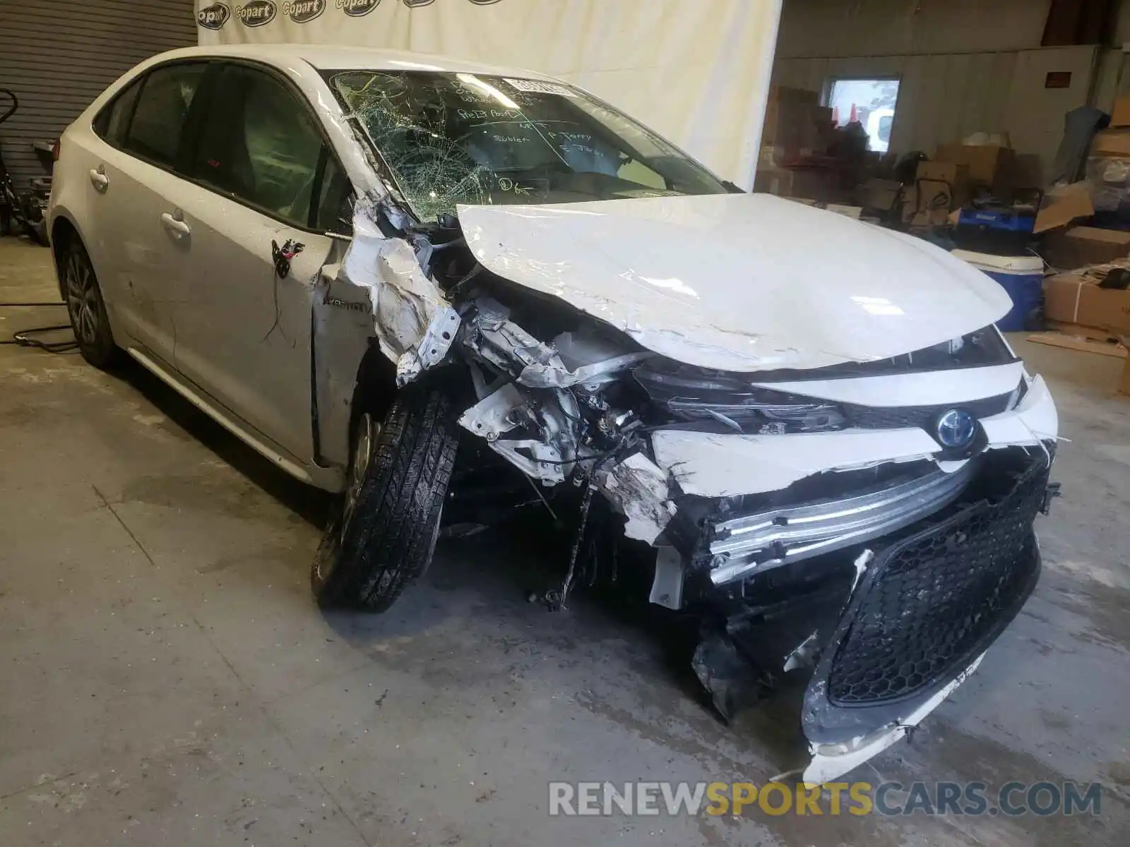 1 Photograph of a damaged car JTDEBRBE7LJ028499 TOYOTA COROLLA 2020