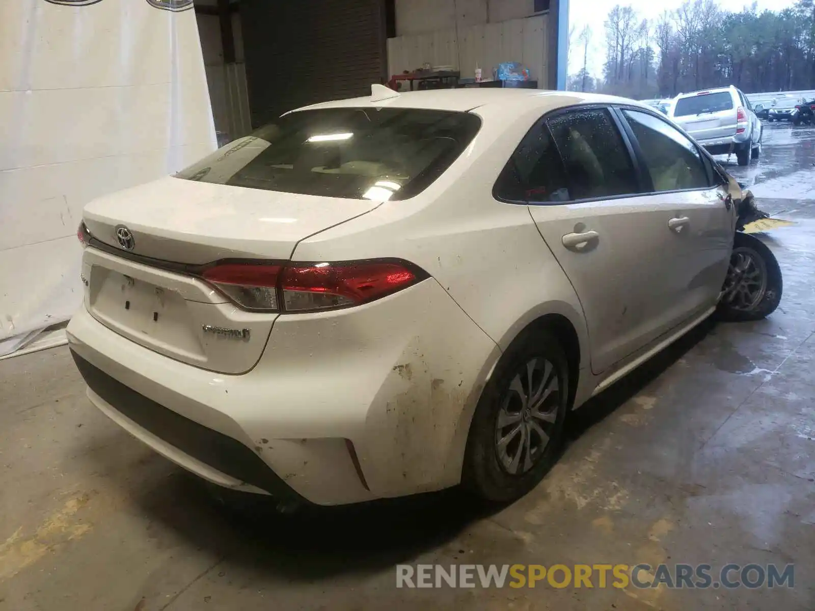 4 Photograph of a damaged car JTDEBRBE7LJ028499 TOYOTA COROLLA 2020