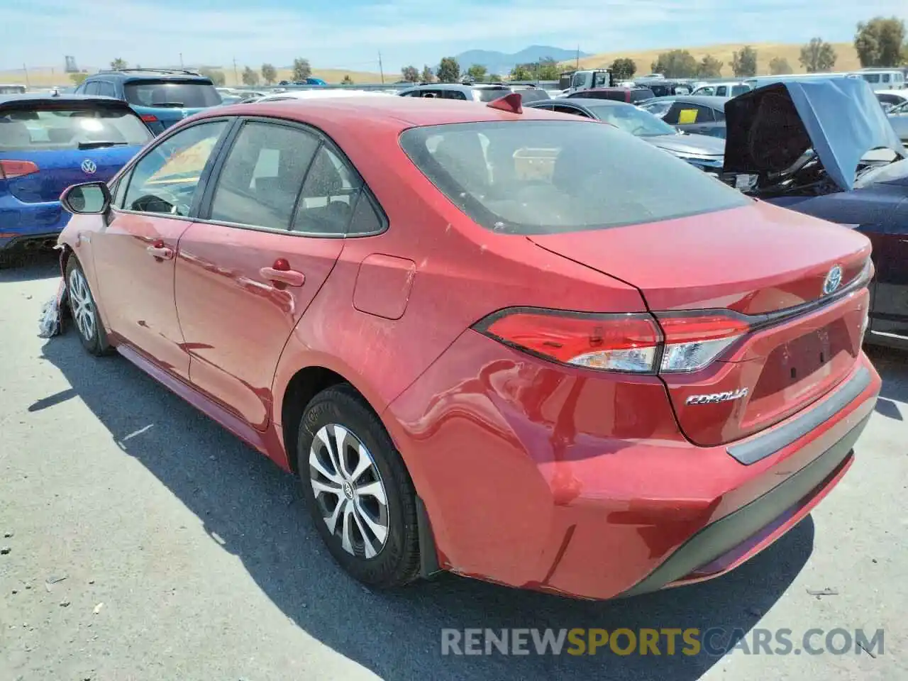 3 Photograph of a damaged car JTDEBRBE7LJ029023 TOYOTA COROLLA 2020