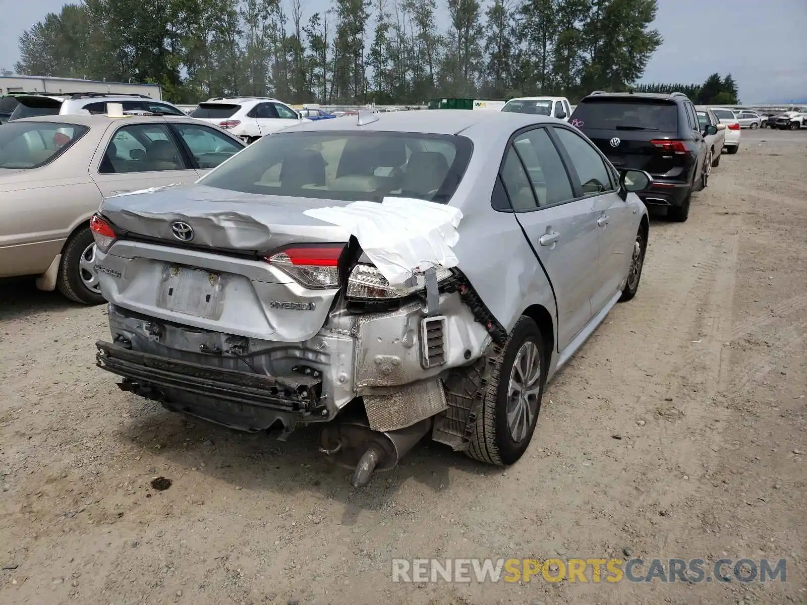 4 Photograph of a damaged car JTDEBRBE7LJ029717 TOYOTA COROLLA 2020