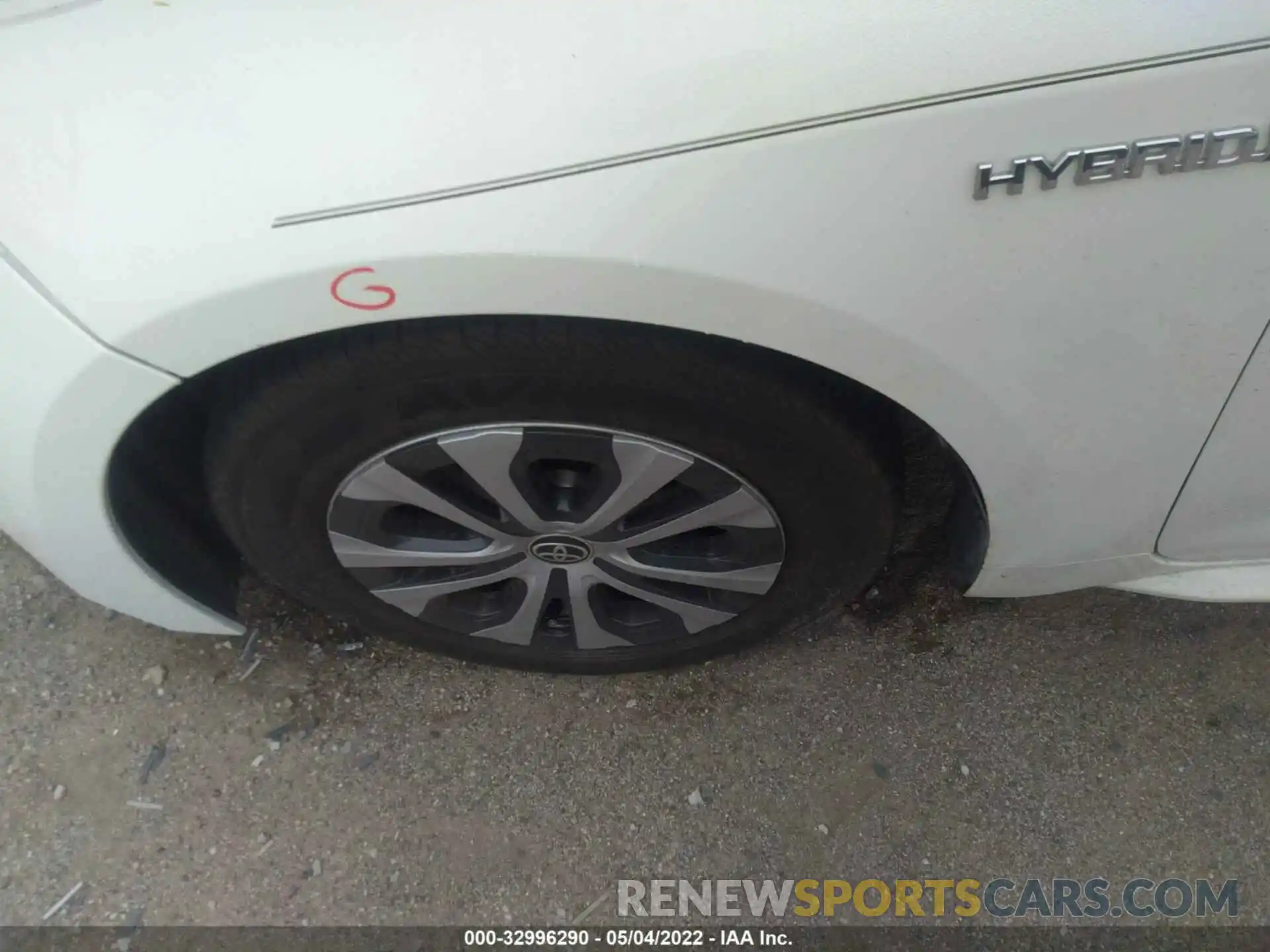 12 Photograph of a damaged car JTDEBRBE8LJ001165 TOYOTA COROLLA 2020