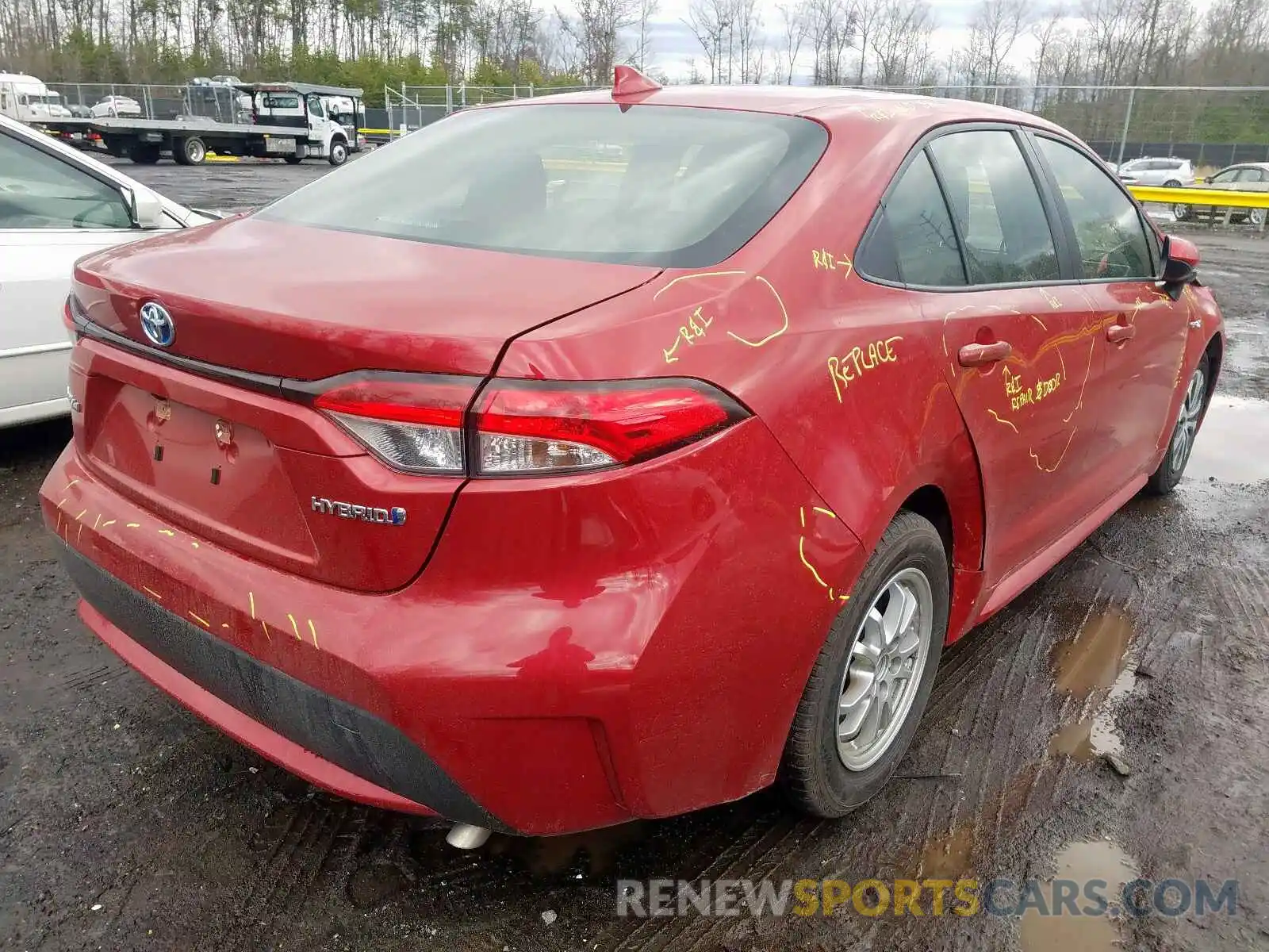 4 Photograph of a damaged car JTDEBRBE8LJ001425 TOYOTA COROLLA 2020