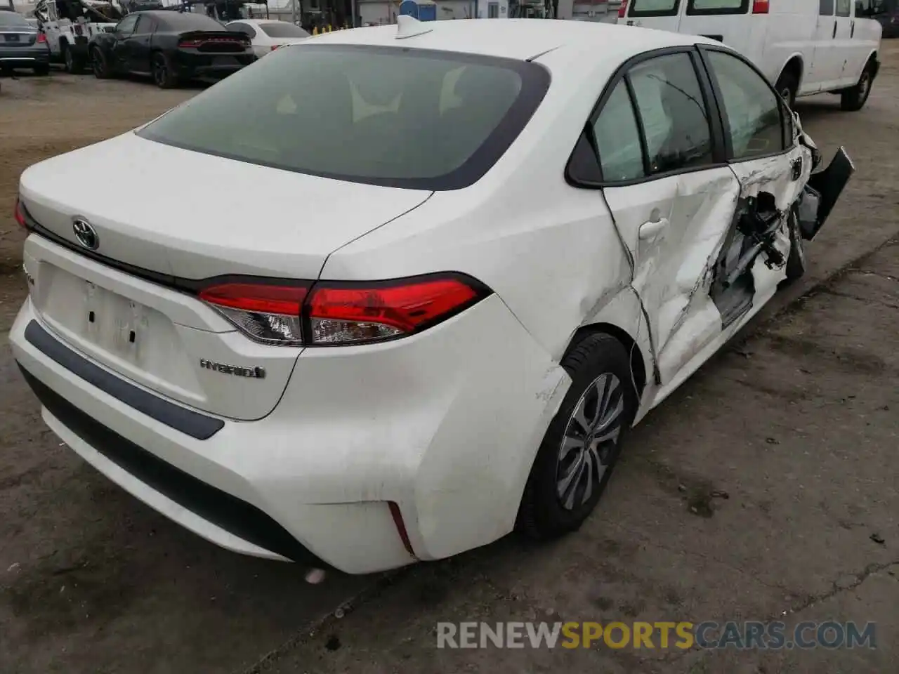 4 Photograph of a damaged car JTDEBRBE8LJ001523 TOYOTA COROLLA 2020