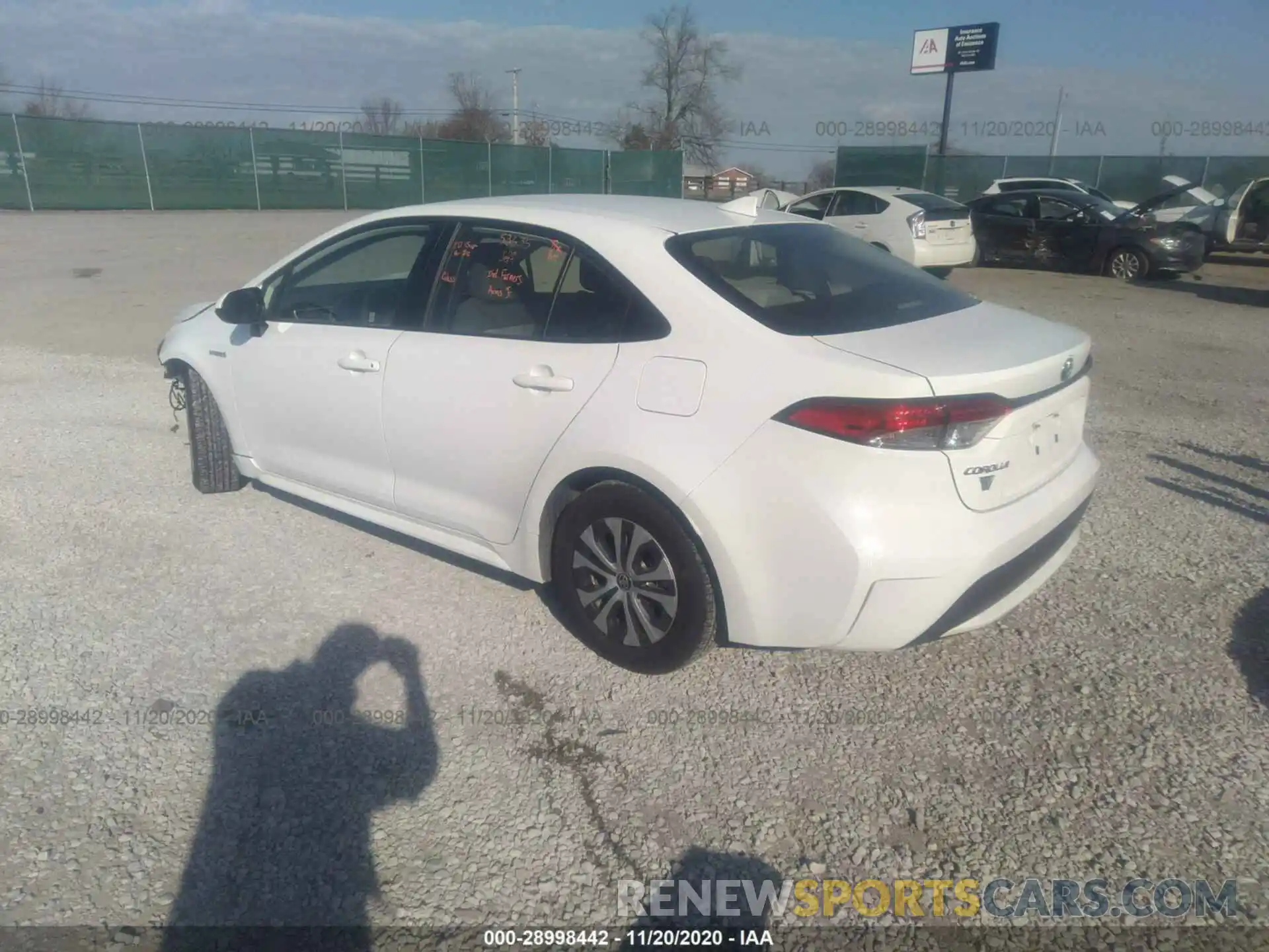 3 Photograph of a damaged car JTDEBRBE8LJ001652 TOYOTA COROLLA 2020