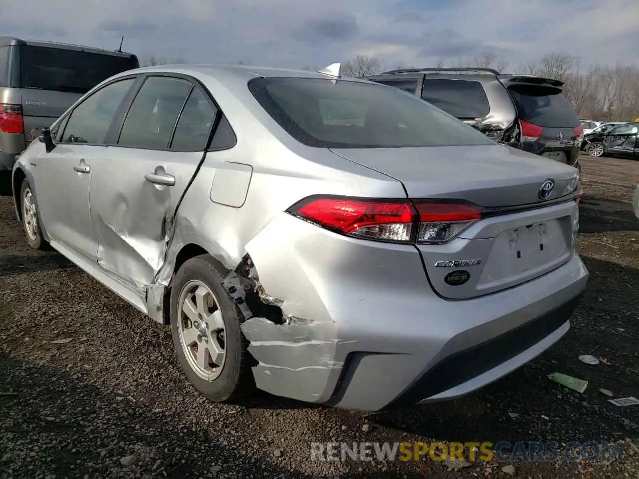 3 Photograph of a damaged car JTDEBRBE8LJ002719 TOYOTA COROLLA 2020