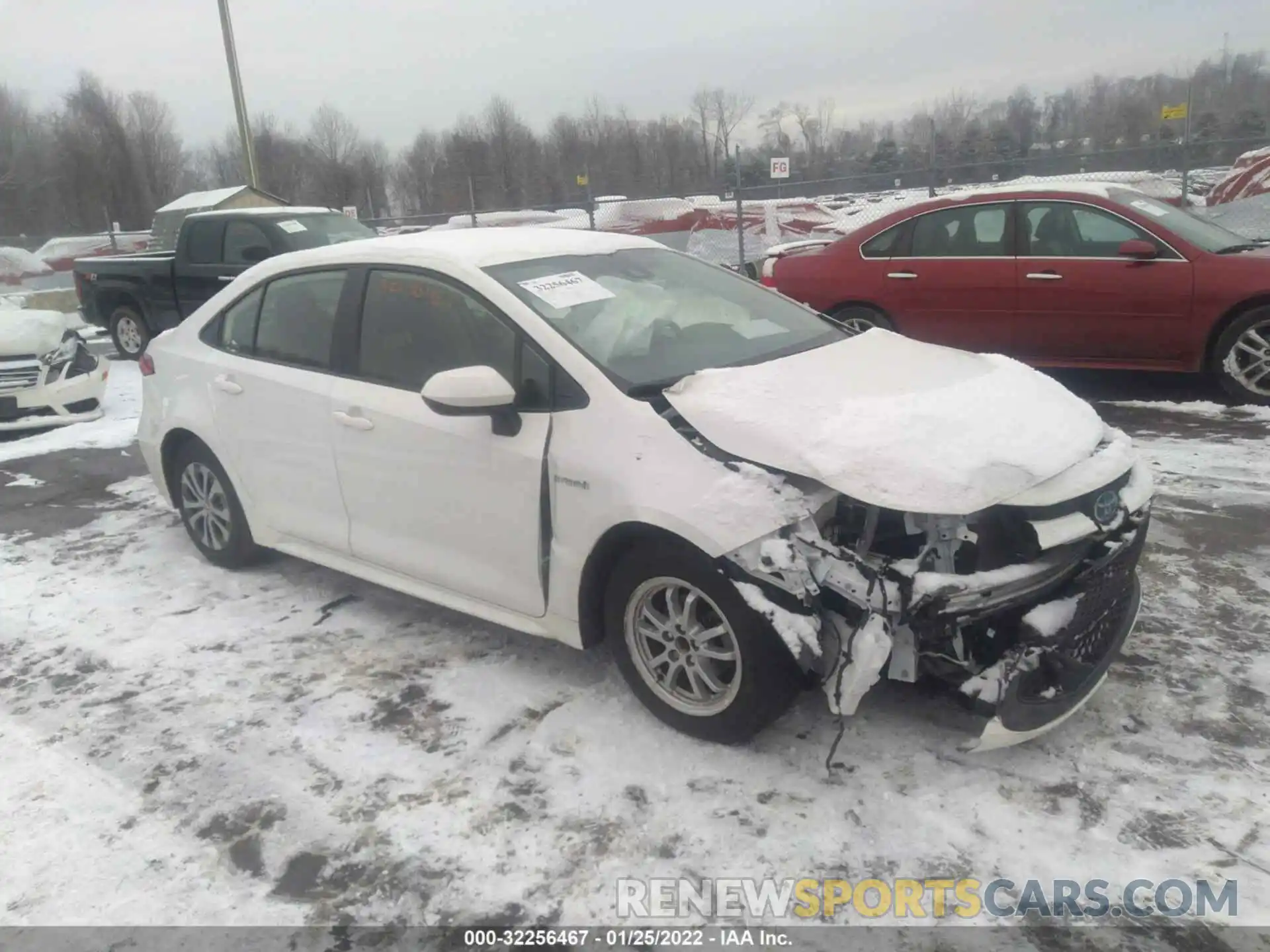 1 Photograph of a damaged car JTDEBRBE8LJ008181 TOYOTA COROLLA 2020