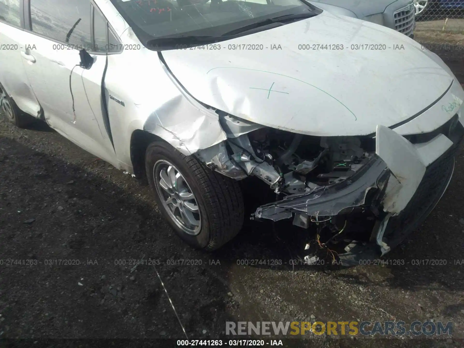 6 Photograph of a damaged car JTDEBRBE8LJ009525 TOYOTA COROLLA 2020