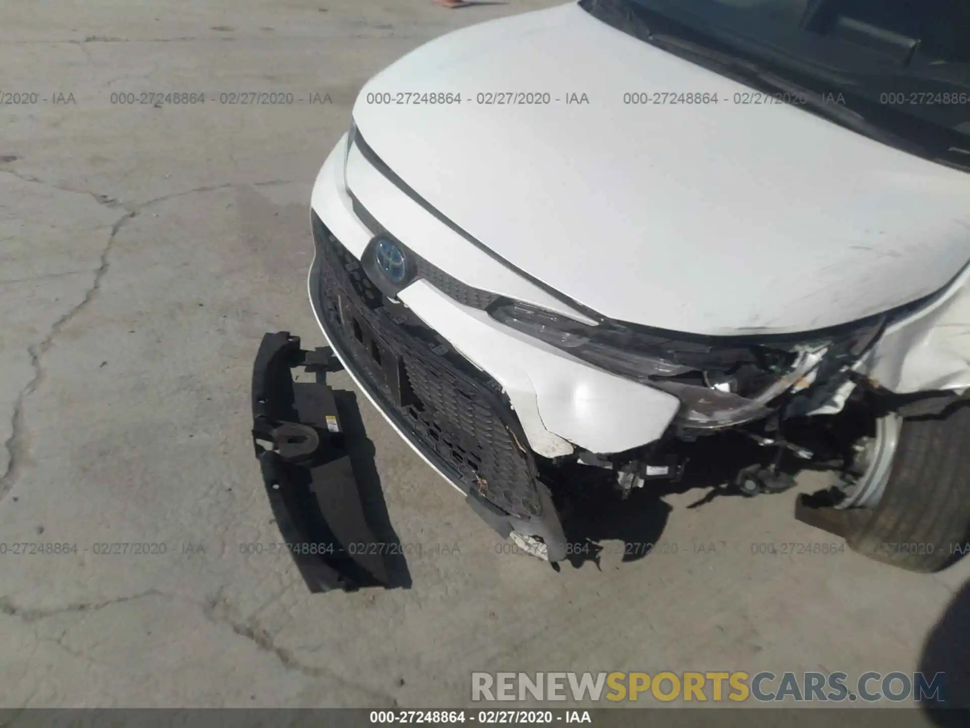 6 Photograph of a damaged car JTDEBRBE8LJ012795 TOYOTA COROLLA 2020