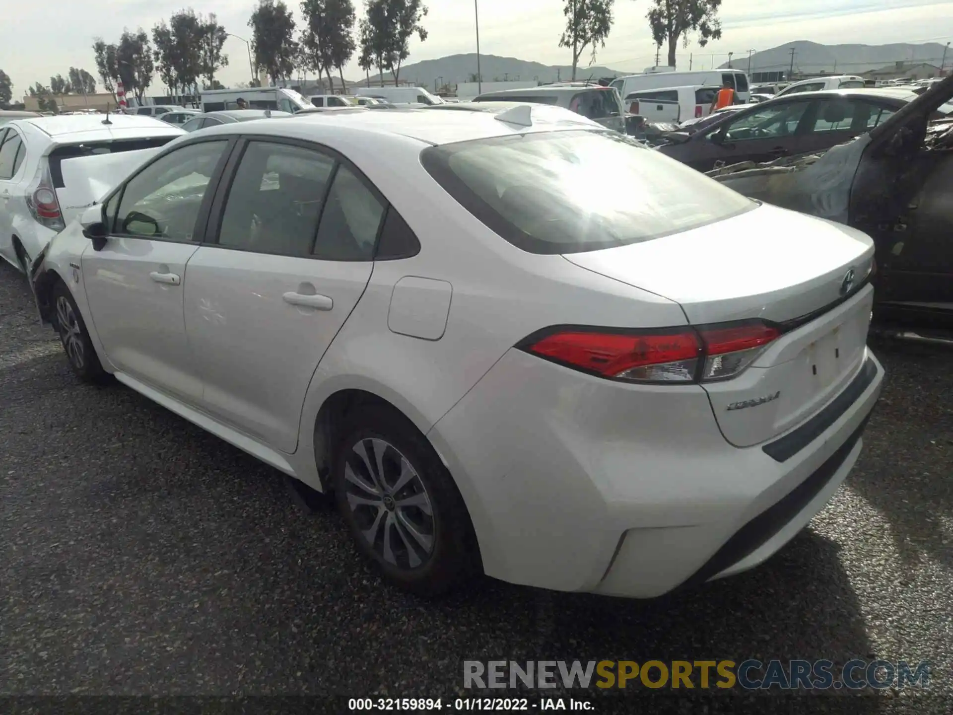 3 Photograph of a damaged car JTDEBRBE8LJ013185 TOYOTA COROLLA 2020