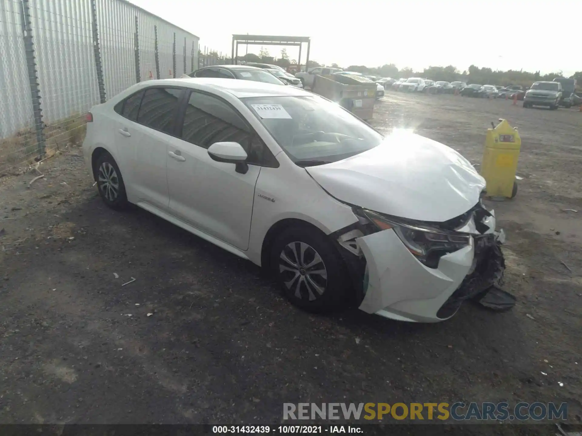 1 Photograph of a damaged car JTDEBRBE8LJ013400 TOYOTA COROLLA 2020