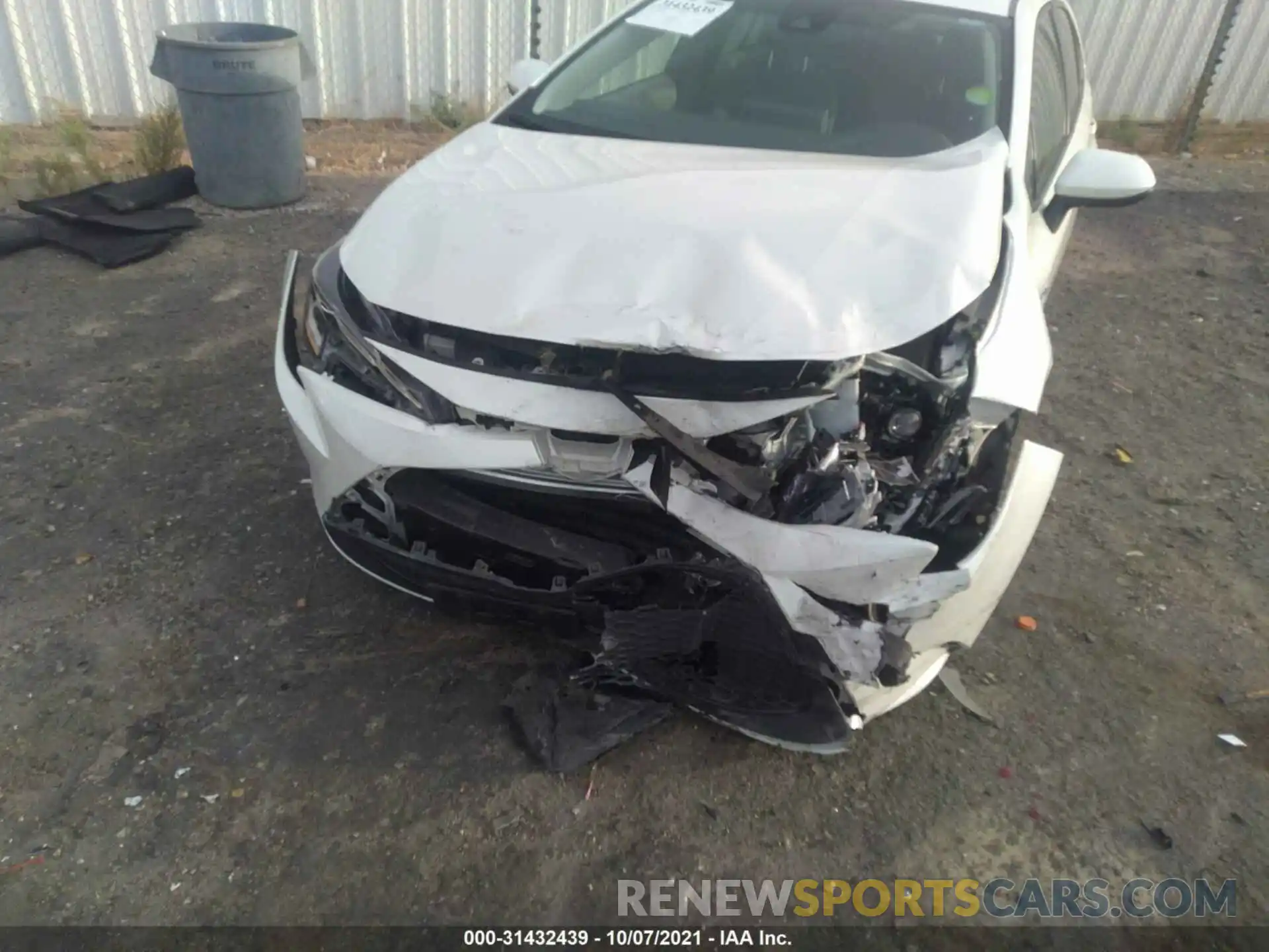 6 Photograph of a damaged car JTDEBRBE8LJ013400 TOYOTA COROLLA 2020