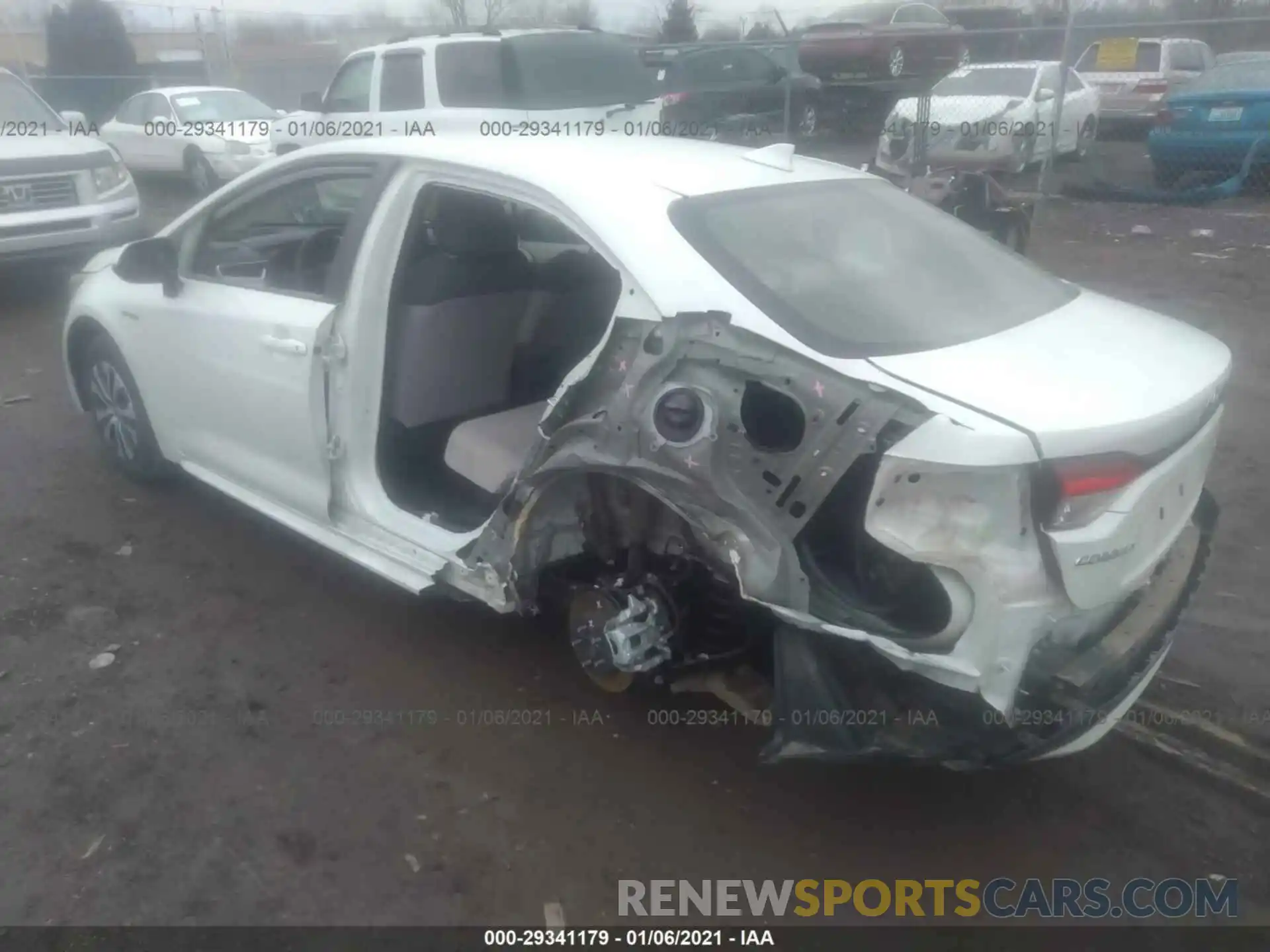 3 Photograph of a damaged car JTDEBRBE8LJ013719 TOYOTA COROLLA 2020