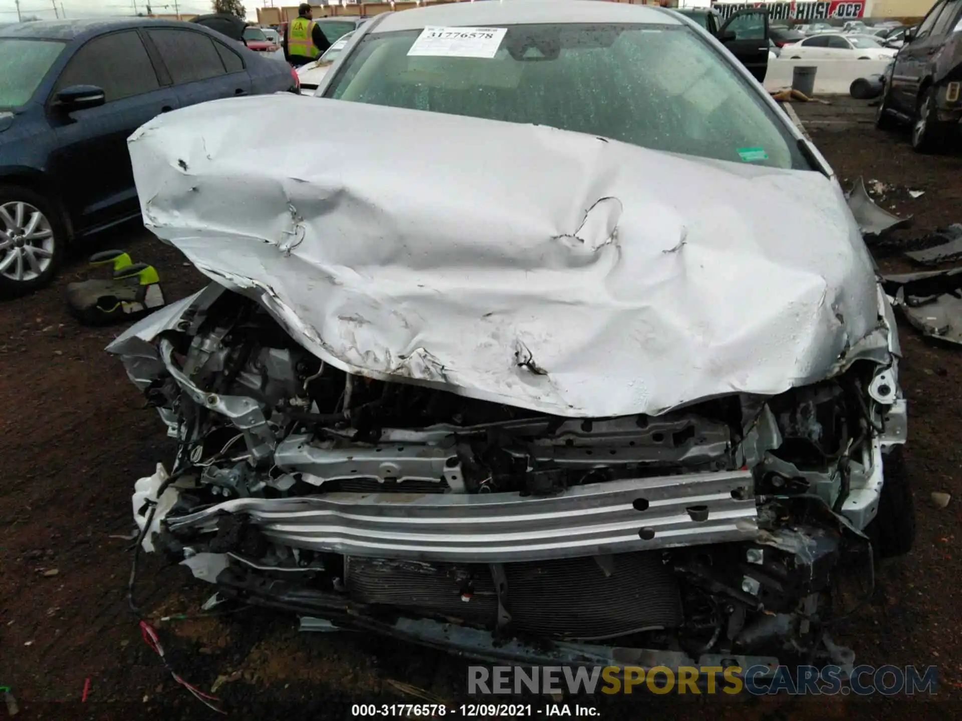 10 Photograph of a damaged car JTDEBRBE8LJ014739 TOYOTA COROLLA 2020