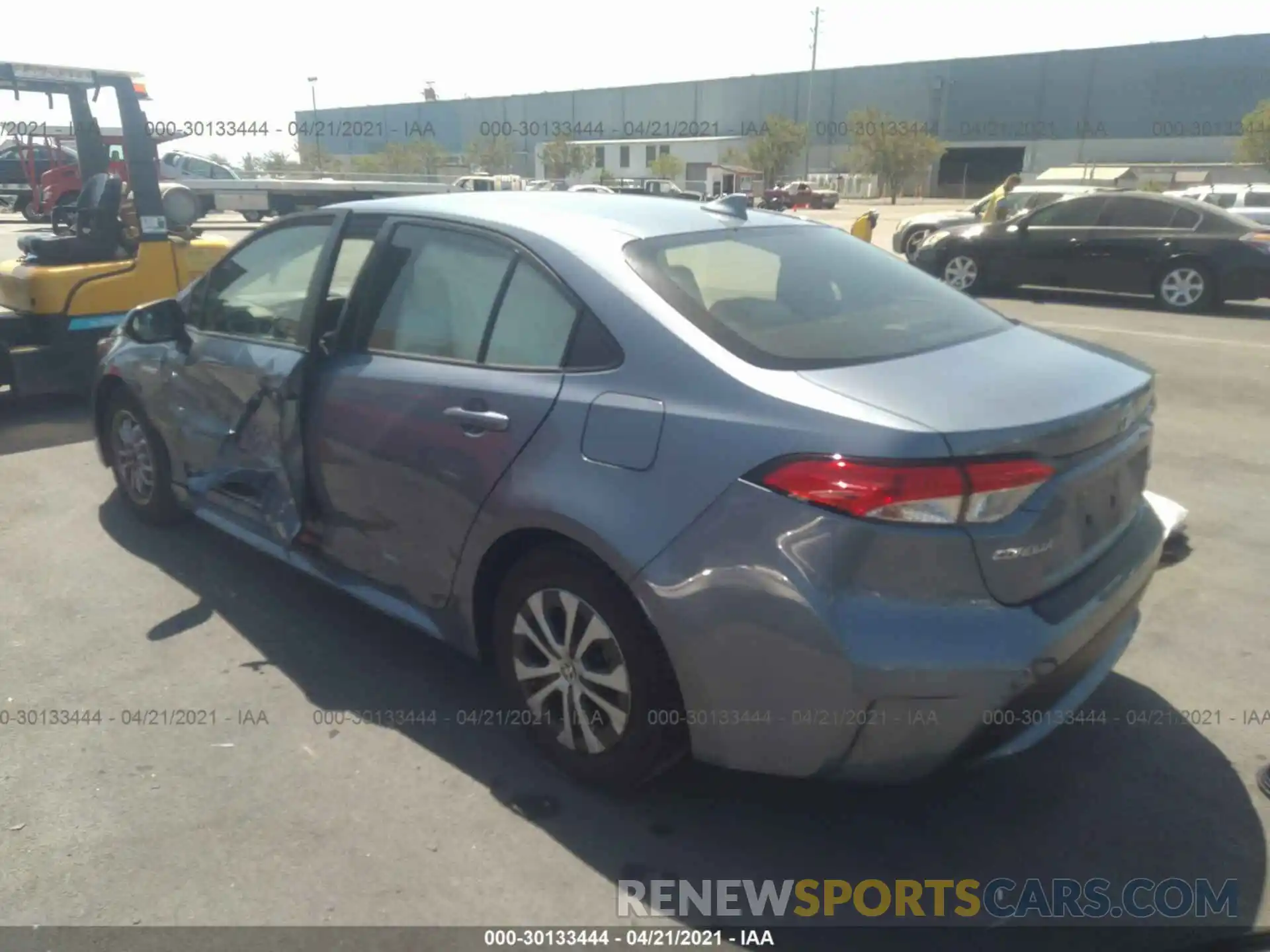 3 Photograph of a damaged car JTDEBRBE8LJ015812 TOYOTA COROLLA 2020