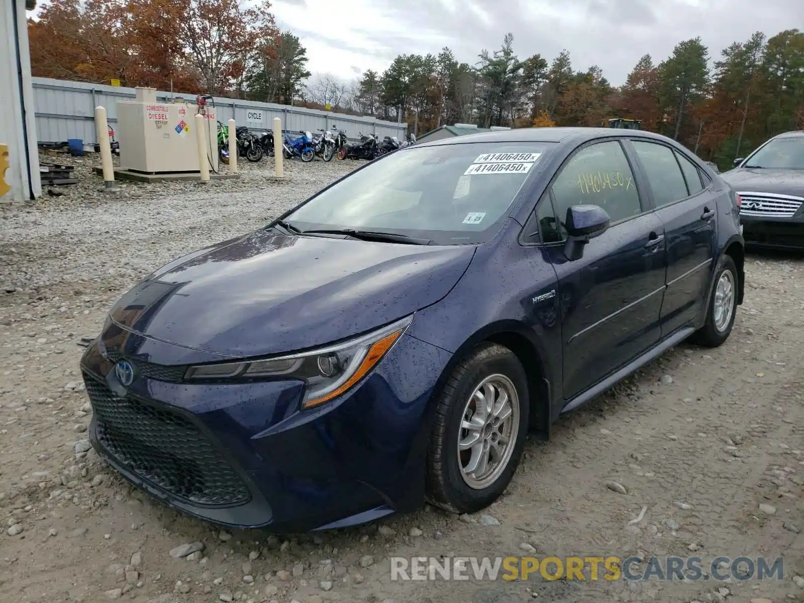 2 Photograph of a damaged car JTDEBRBE8LJ016569 TOYOTA COROLLA 2020