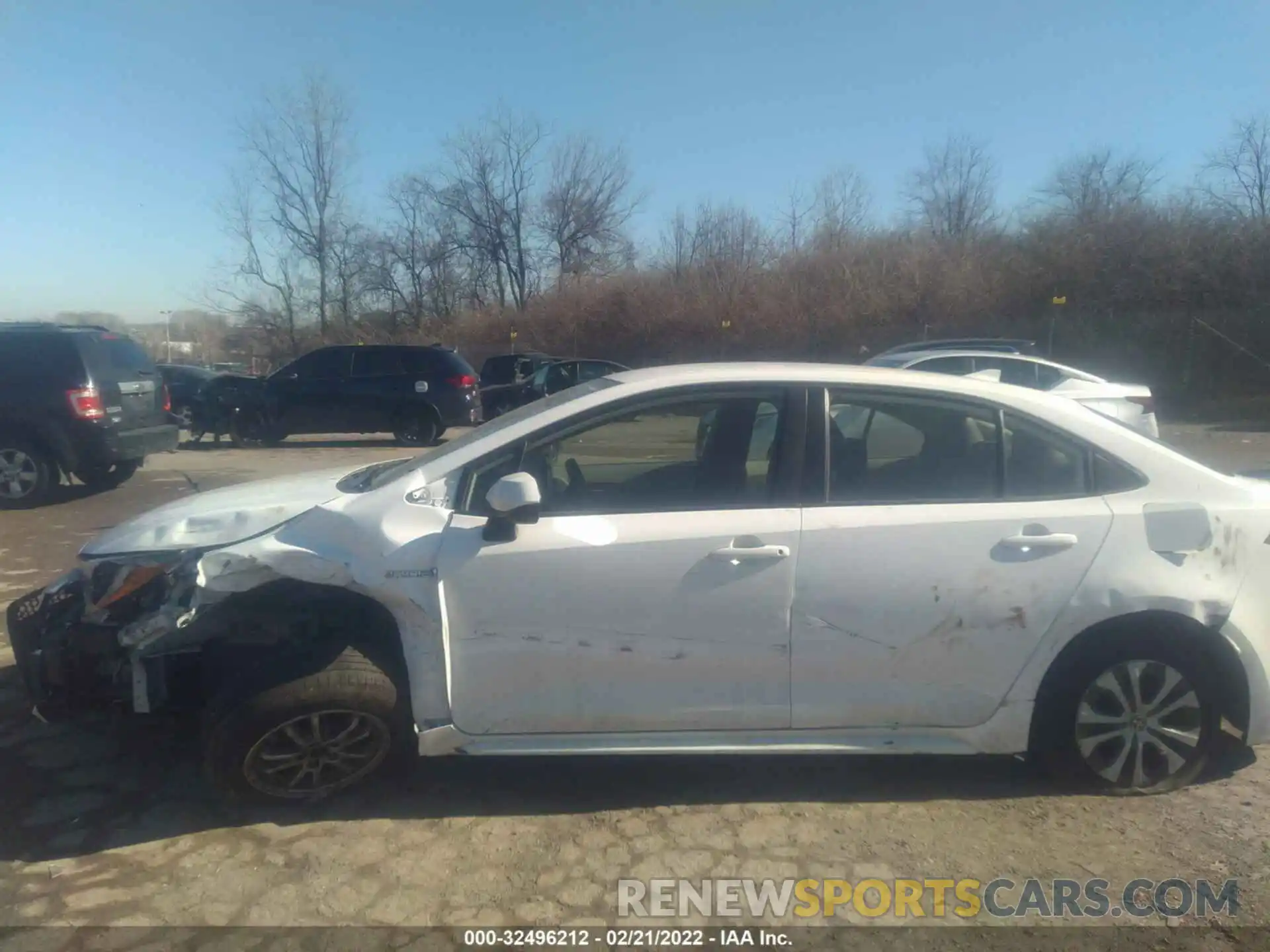 6 Photograph of a damaged car JTDEBRBE8LJ019343 TOYOTA COROLLA 2020