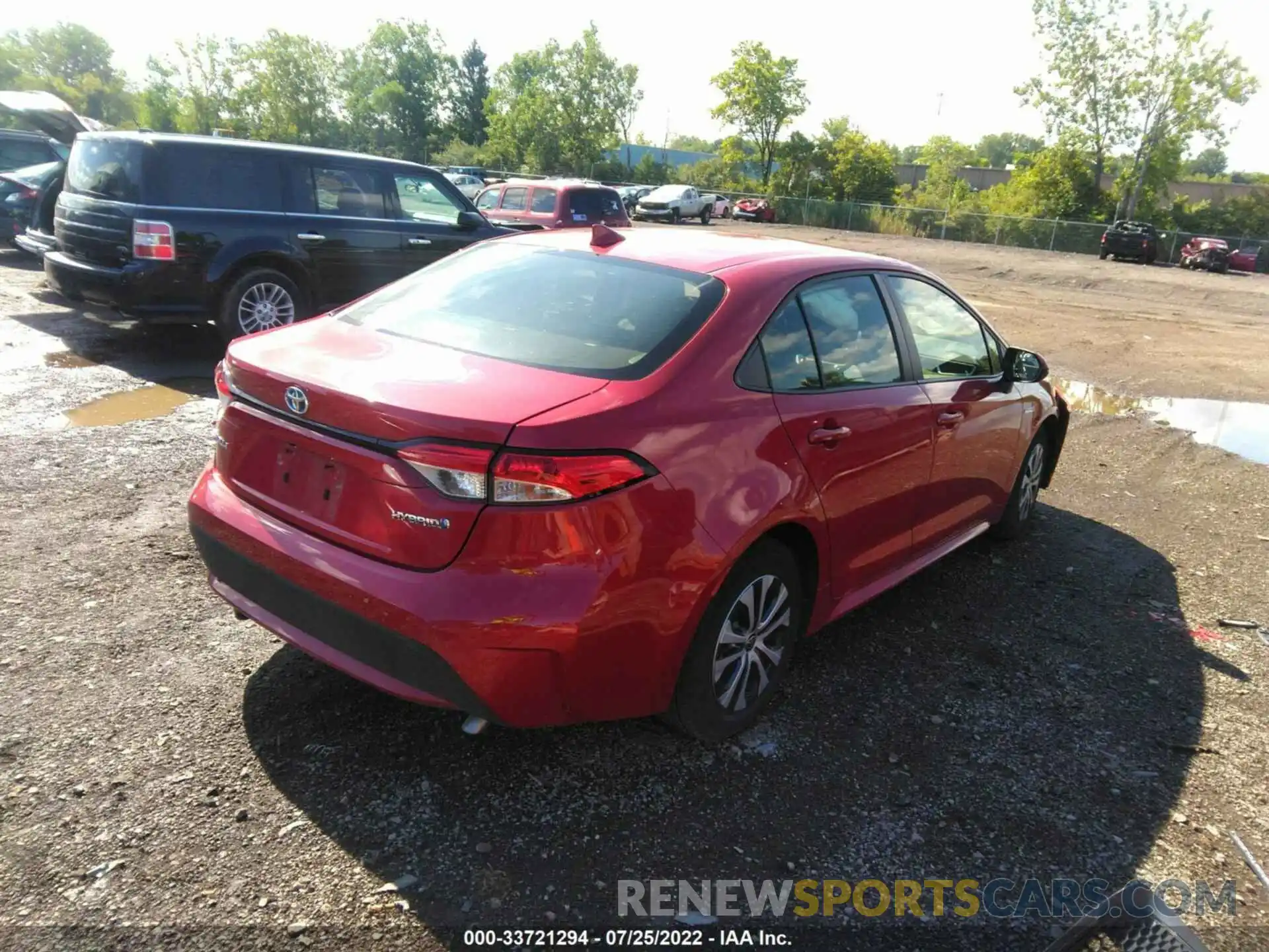 4 Photograph of a damaged car JTDEBRBE8LJ020802 TOYOTA COROLLA 2020