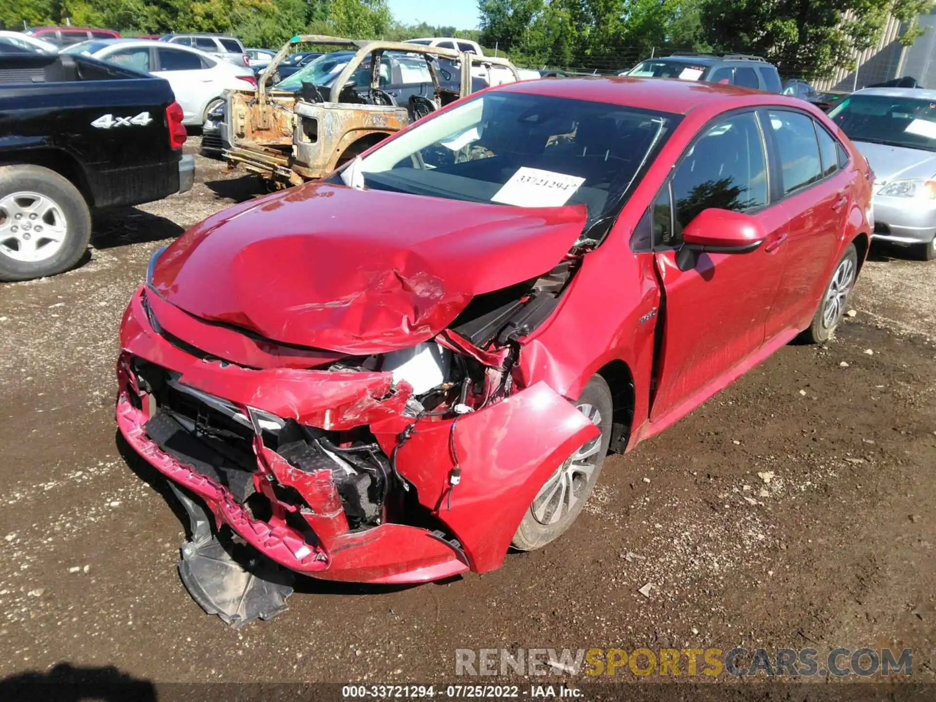 6 Photograph of a damaged car JTDEBRBE8LJ020802 TOYOTA COROLLA 2020