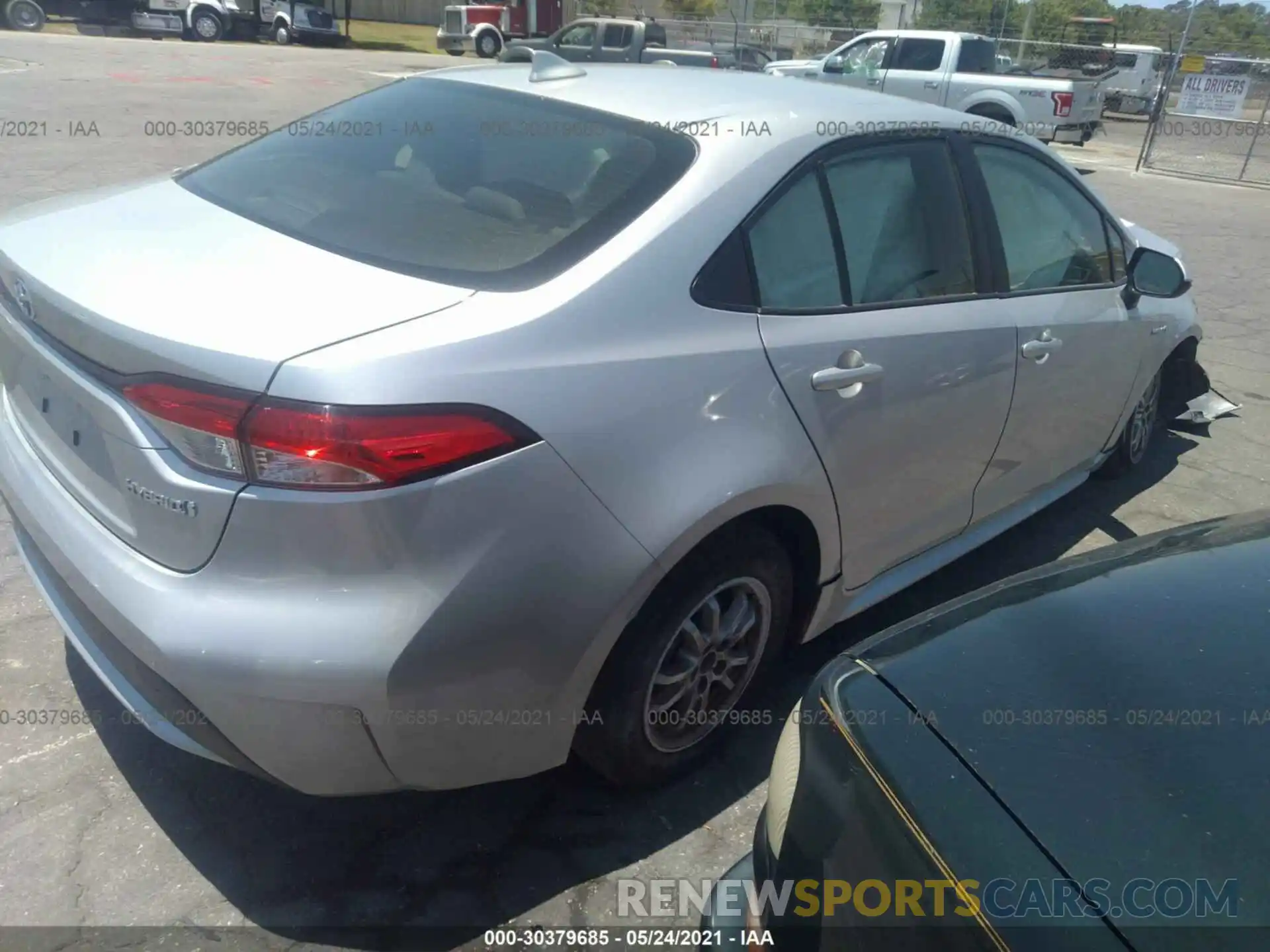 4 Photograph of a damaged car JTDEBRBE8LJ022999 TOYOTA COROLLA 2020