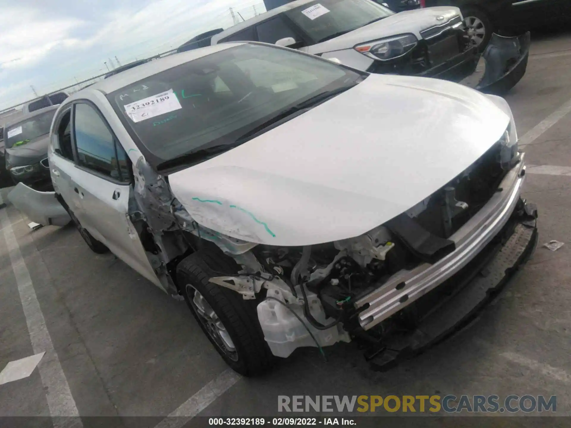 1 Photograph of a damaged car JTDEBRBE8LJ024056 TOYOTA COROLLA 2020