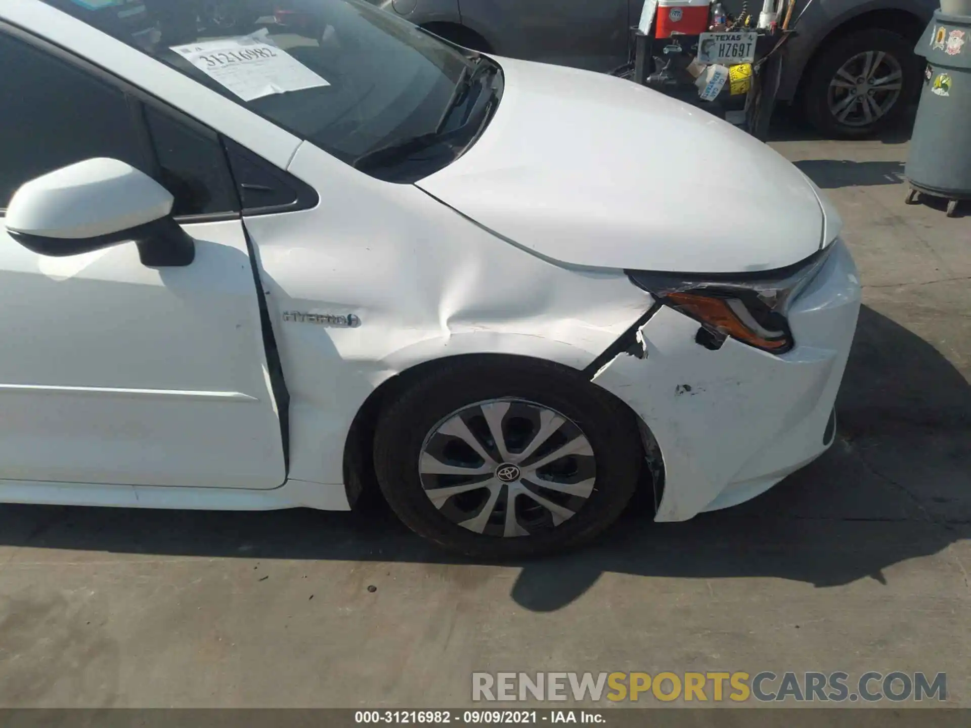 6 Photograph of a damaged car JTDEBRBE8LJ027135 TOYOTA COROLLA 2020