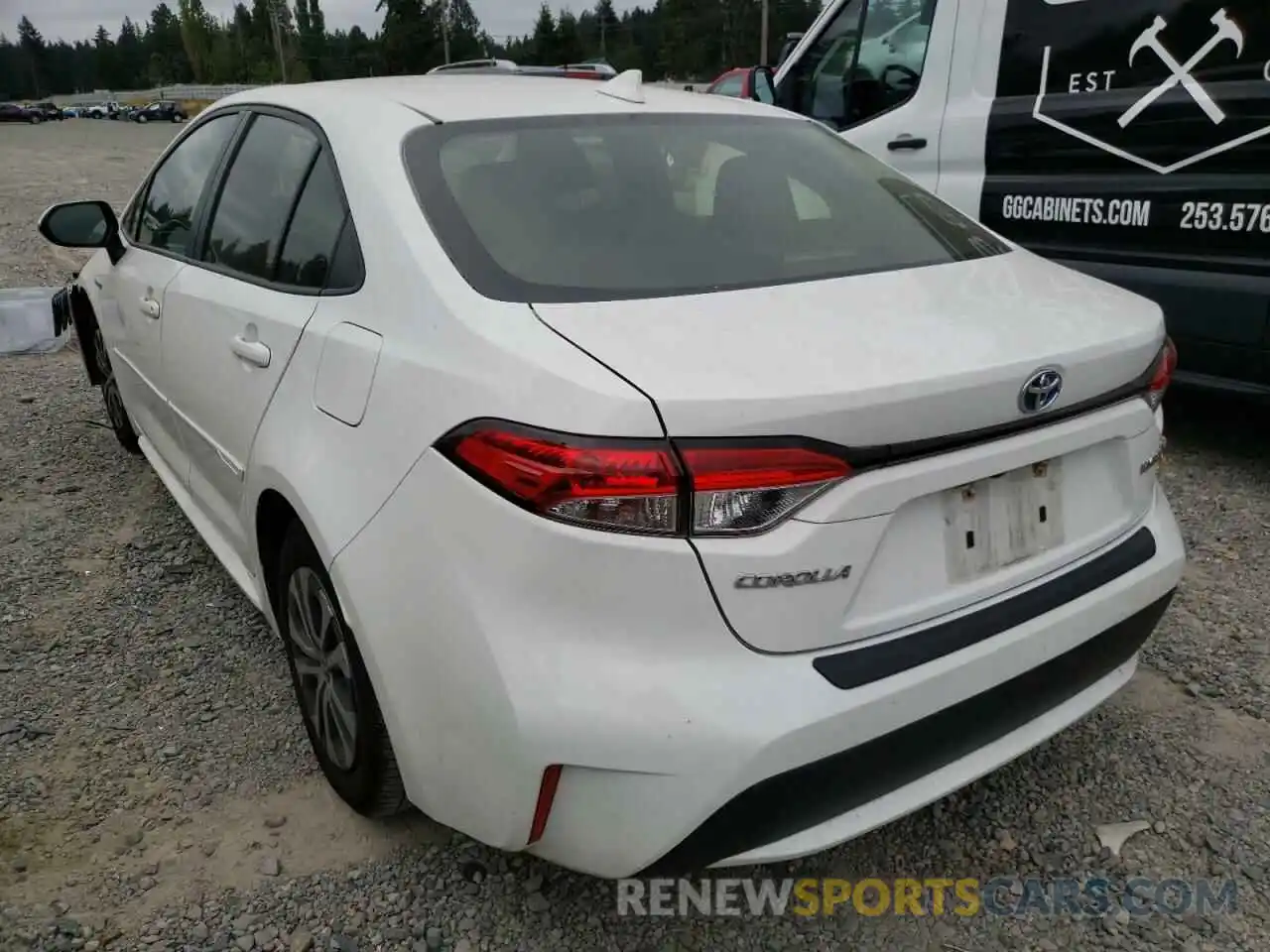 3 Photograph of a damaged car JTDEBRBE8LJ028320 TOYOTA COROLLA 2020