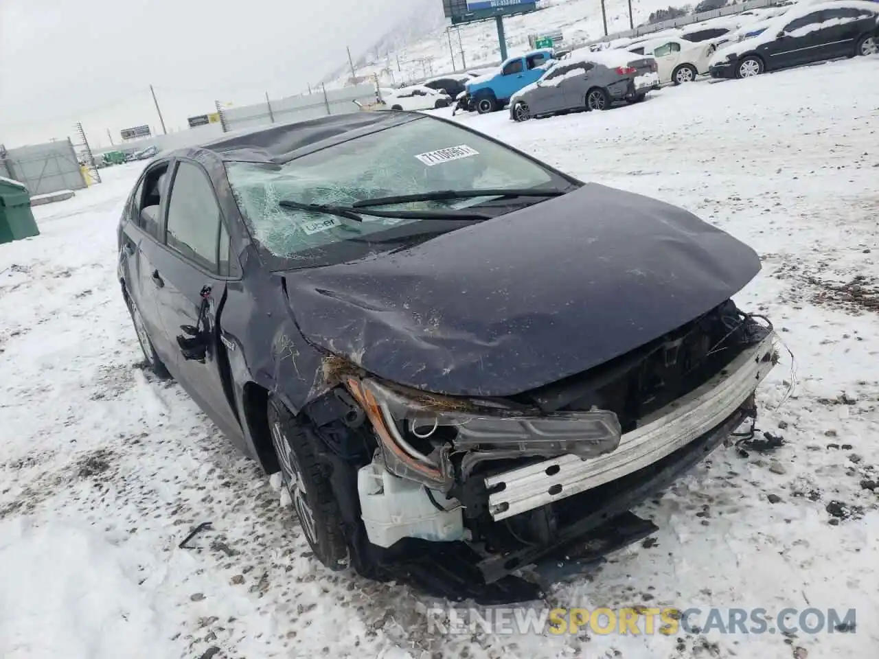 9 Photograph of a damaged car JTDEBRBE8LJ028480 TOYOTA COROLLA 2020