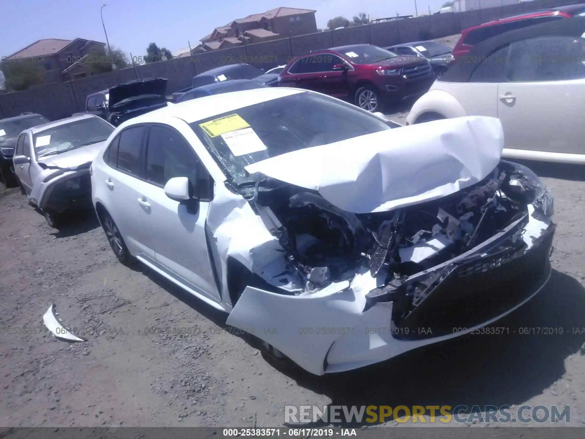 1 Photograph of a damaged car JTDEBRBE9LJ000185 TOYOTA COROLLA 2020