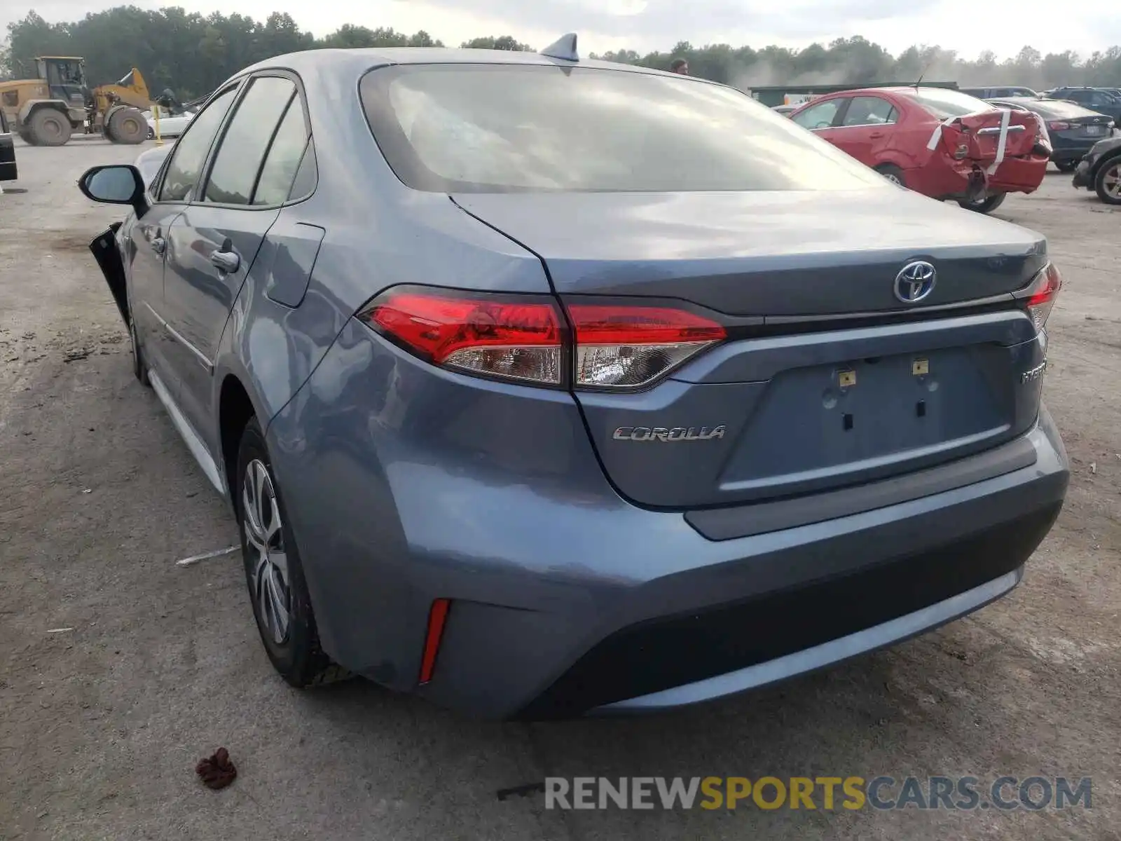 3 Photograph of a damaged car JTDEBRBE9LJ000834 TOYOTA COROLLA 2020