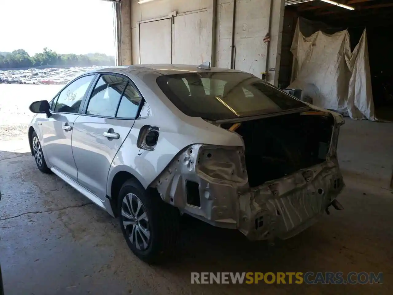 3 Photograph of a damaged car JTDEBRBE9LJ001546 TOYOTA COROLLA 2020