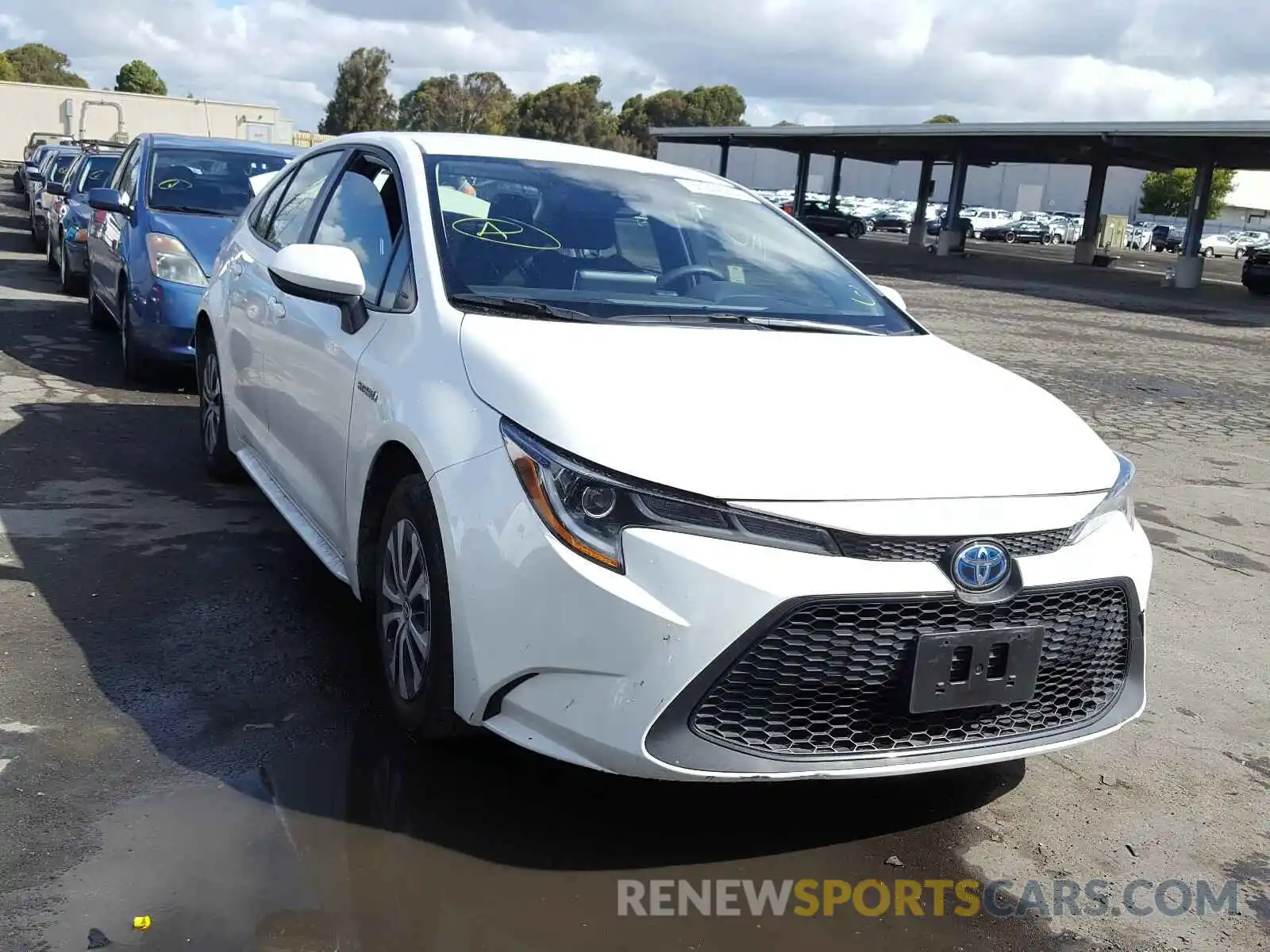 1 Photograph of a damaged car JTDEBRBE9LJ002776 TOYOTA COROLLA 2020