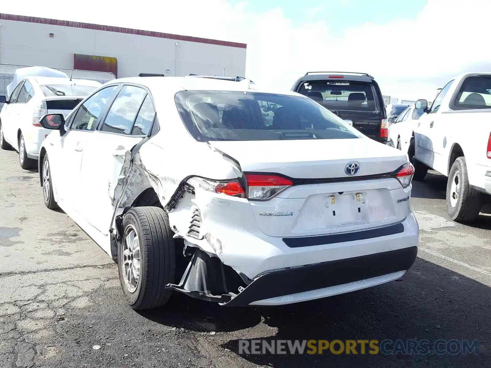 3 Photograph of a damaged car JTDEBRBE9LJ002776 TOYOTA COROLLA 2020