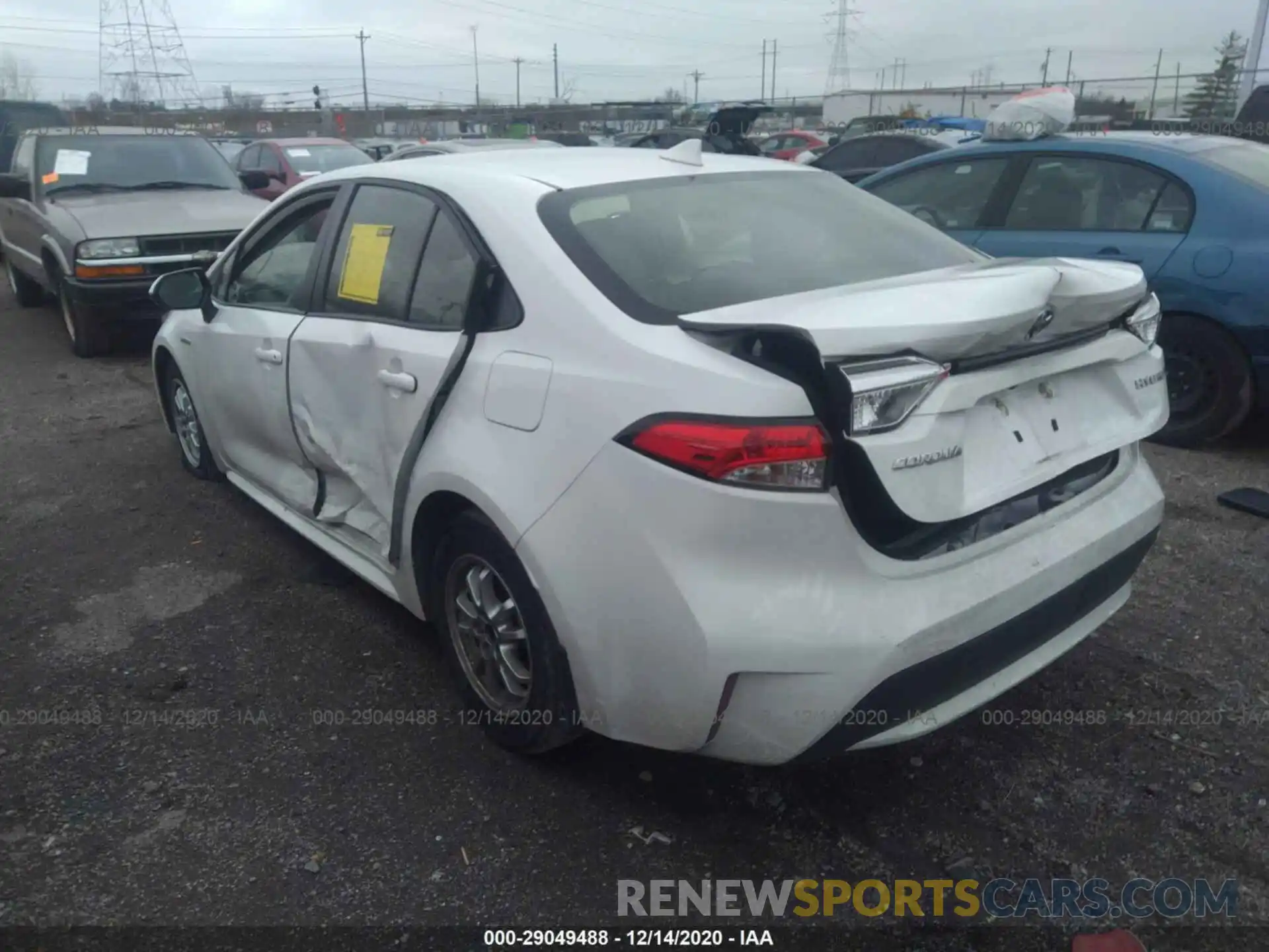 3 Photograph of a damaged car JTDEBRBE9LJ002812 TOYOTA COROLLA 2020