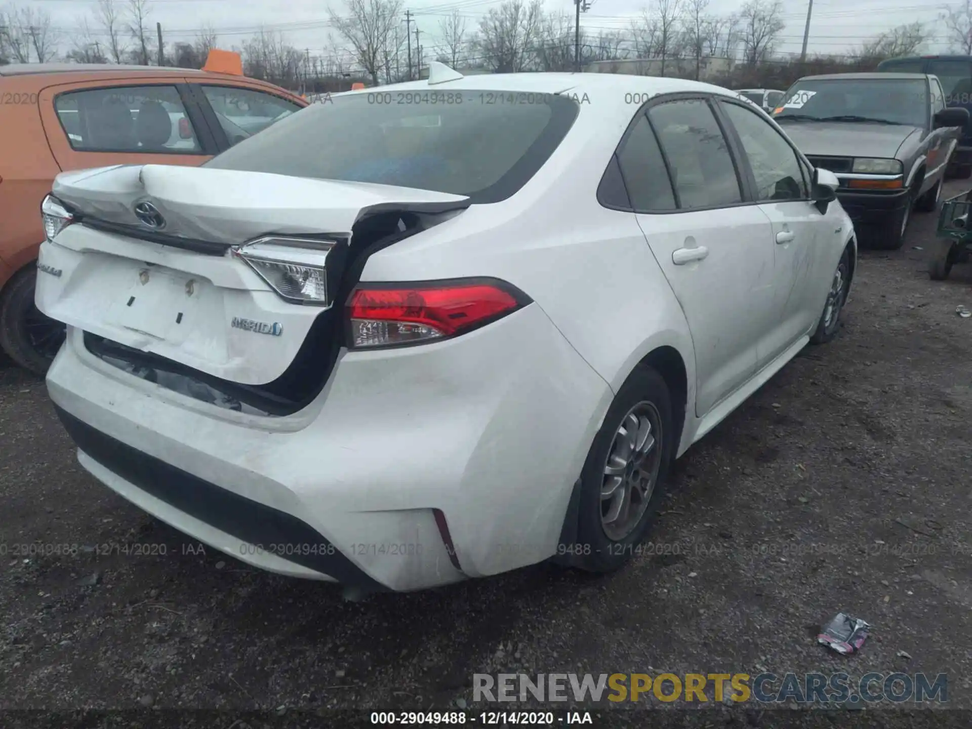 4 Photograph of a damaged car JTDEBRBE9LJ002812 TOYOTA COROLLA 2020