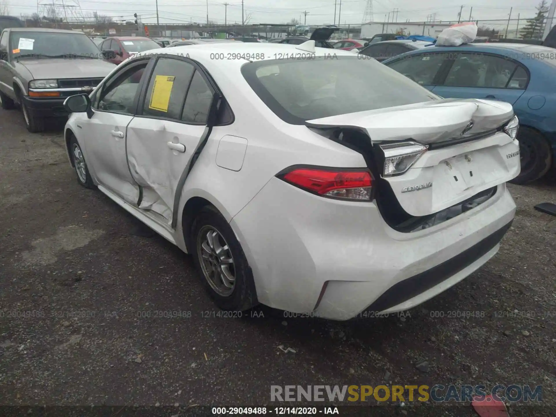 6 Photograph of a damaged car JTDEBRBE9LJ002812 TOYOTA COROLLA 2020