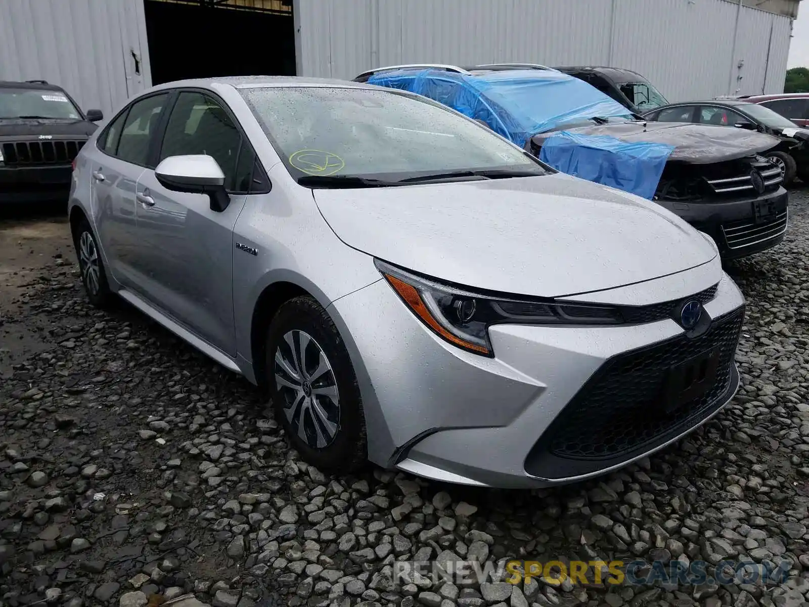 1 Photograph of a damaged car JTDEBRBE9LJ003636 TOYOTA COROLLA 2020