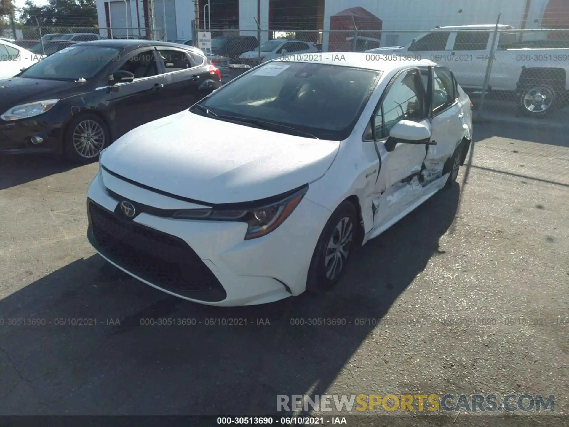 2 Photograph of a damaged car JTDEBRBE9LJ003958 TOYOTA COROLLA 2020