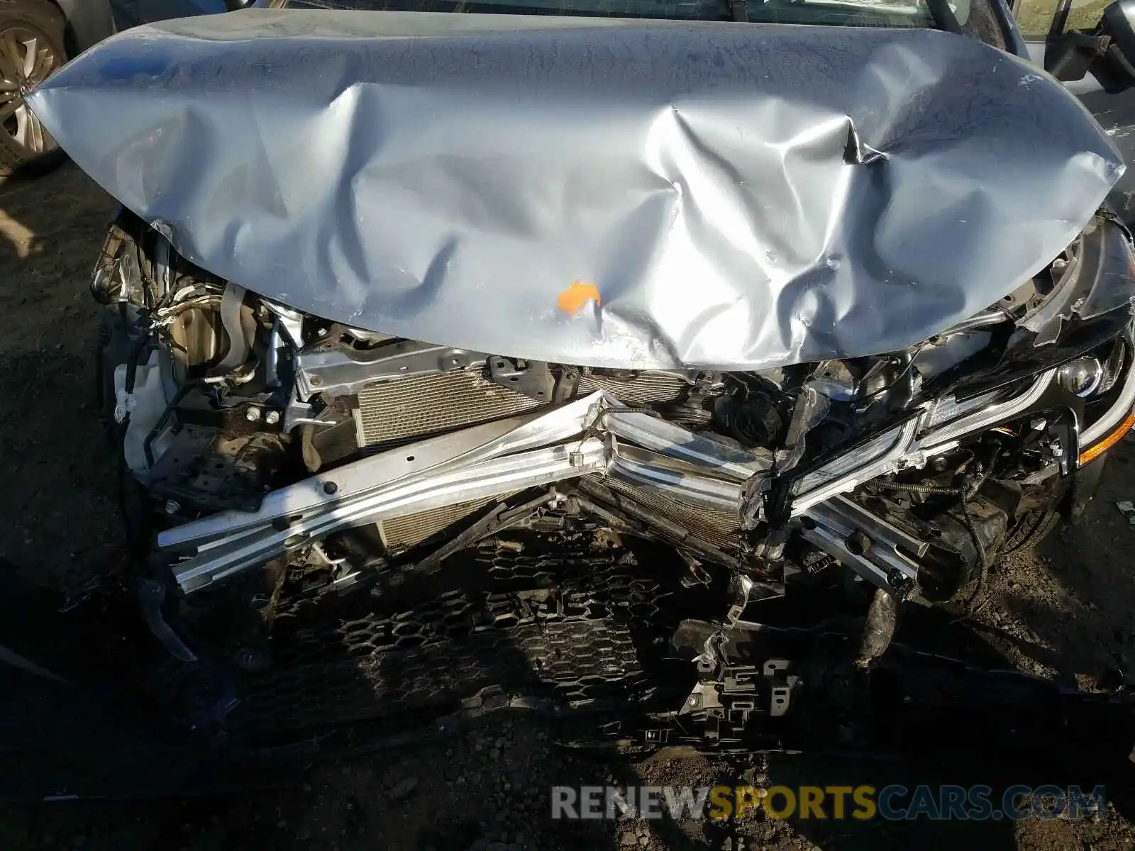 9 Photograph of a damaged car JTDEBRBE9LJ005144 TOYOTA COROLLA 2020