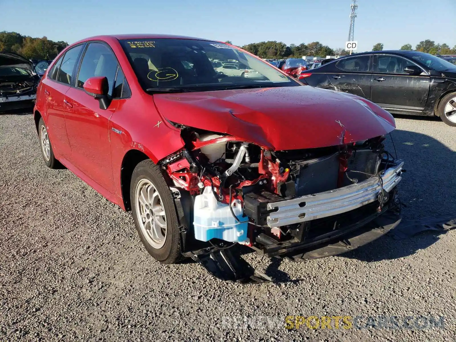 1 Photograph of a damaged car JTDEBRBE9LJ005340 TOYOTA COROLLA 2020